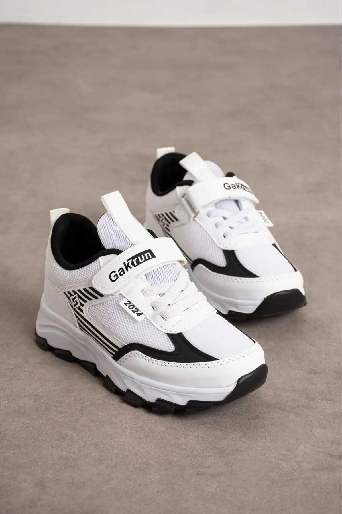 کفش ورزشی یونیسکس بچه گانه کش دار راحت روزانه anorak کفش ورزشی زیره پلی سبک وزن - 1440 کفش ورزشی یونیسکس بچه گانه کش دار راحت روزانه anorak کفش ورزشی زیره پلی سبک وزن - 1440