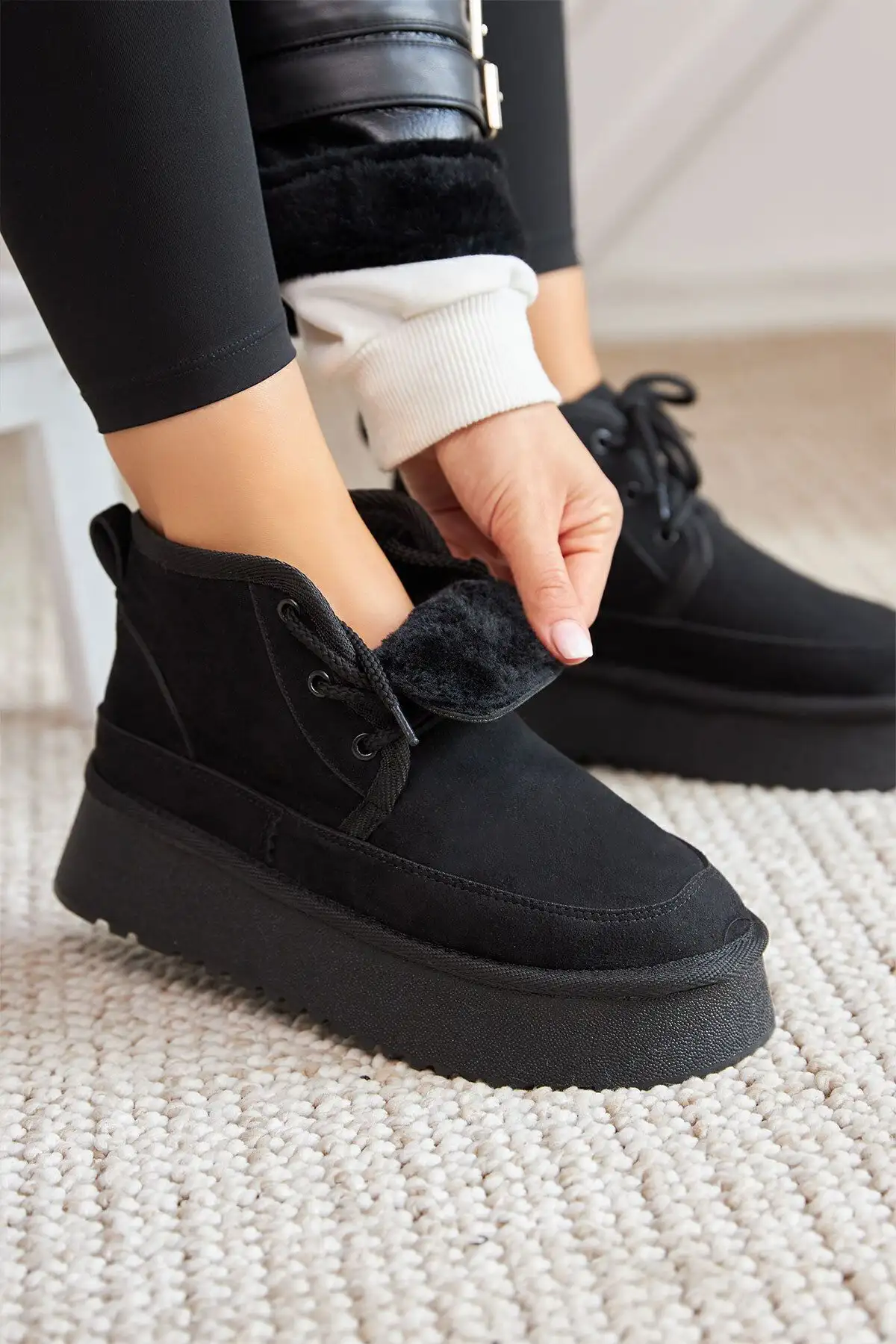 Heribo Black با قایق توری پایه ضخیم پشمی - 2394 Heribo Black با قایق توری پایه ضخیم پشمی - 2394