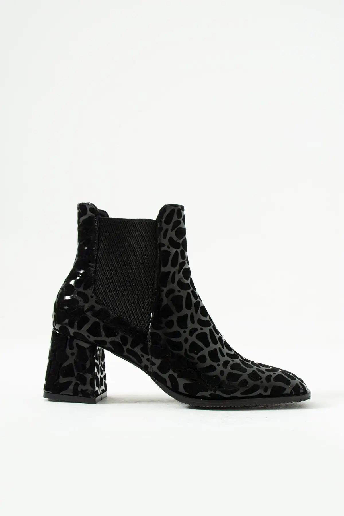 پاشنه های ضد آب چرمی سیاه ربات زمستانی - مدل های داغ داغ زن - 2410 پاشنه های ضد آب چرمی سیاه ربات زمستانی - مدل های داغ داغ زن - 2410