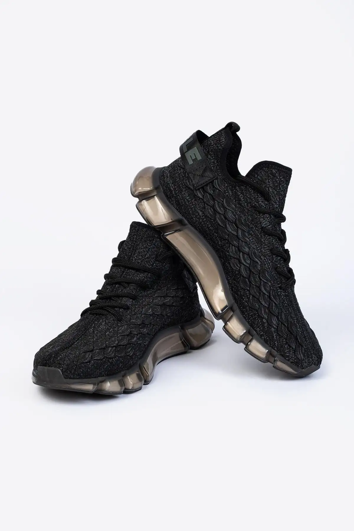 Bubble - کفش ورزشی مشکی مردانه - 1895 Bubble - کفش ورزشی مشکی مردانه - 1895