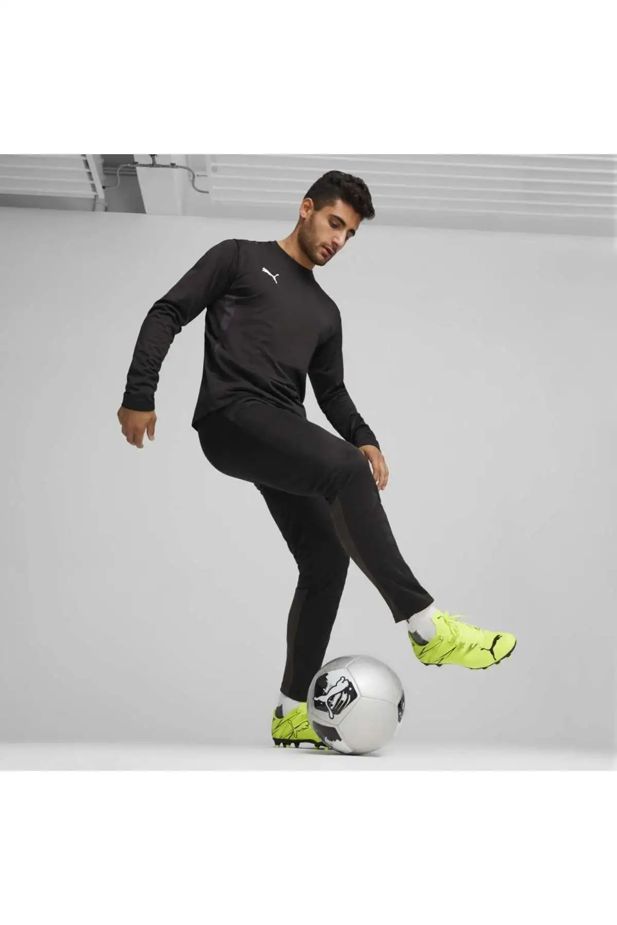 کفش فوتبال مردانه زرد ATTACANTO FG/AG - 2061 کفش فوتبال مردانه زرد ATTACANTO FG/AG - 2061