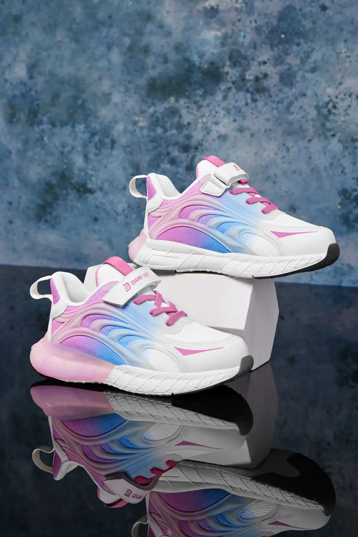 کفش ورزشی بچه گانه پودر آبی سفید DS Mithril - 1381 کفش ورزشی بچه گانه پودر آبی سفید DS Mithril - 1381