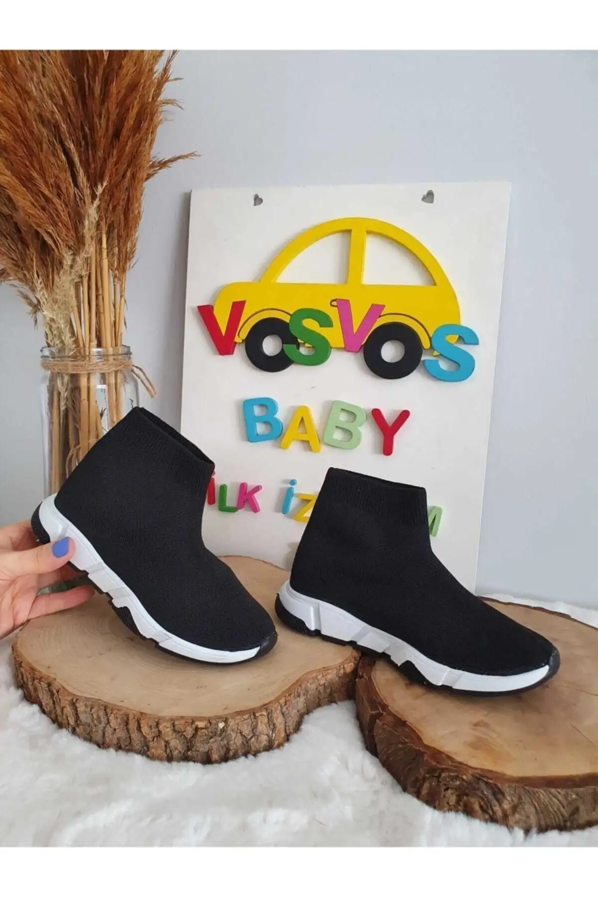 کفش ورزشی مشکی بچه گانه - 1533 کفش ورزشی مشکی بچه گانه - 1533