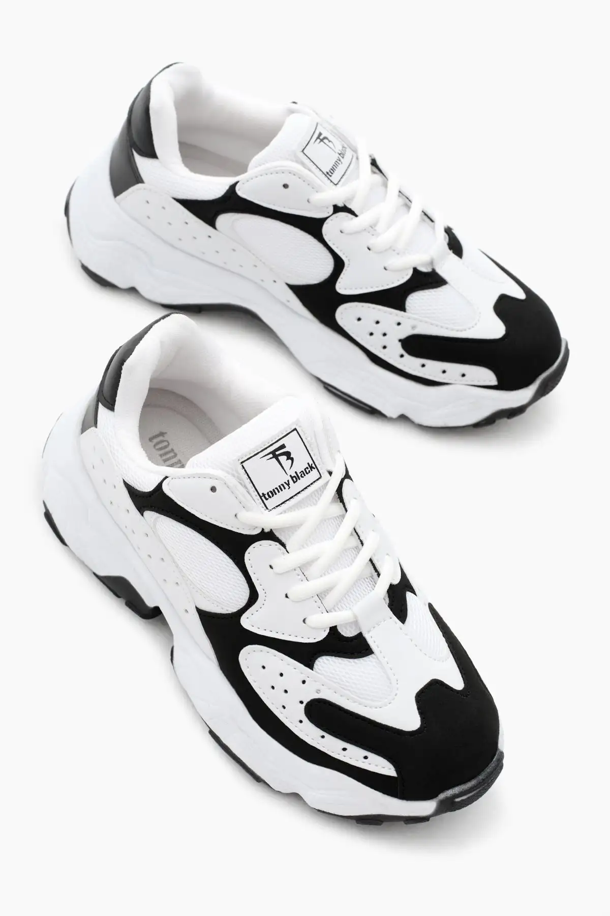 کفش های ورزشی سیاه سفید زنانه TB284 - 2292 کفش های ورزشی سیاه سفید زنانه TB284 - 2292