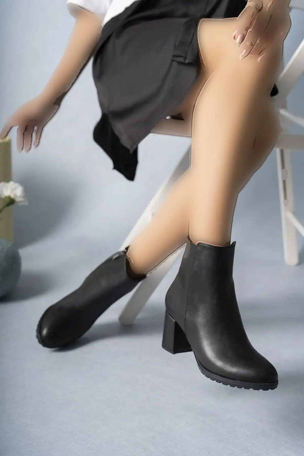 زن پاشنه چرمی وگان سیاه Bot Qadın Qara - 2380 زن پاشنه چرمی وگان سیاه Bot Qadın Qara - 2380