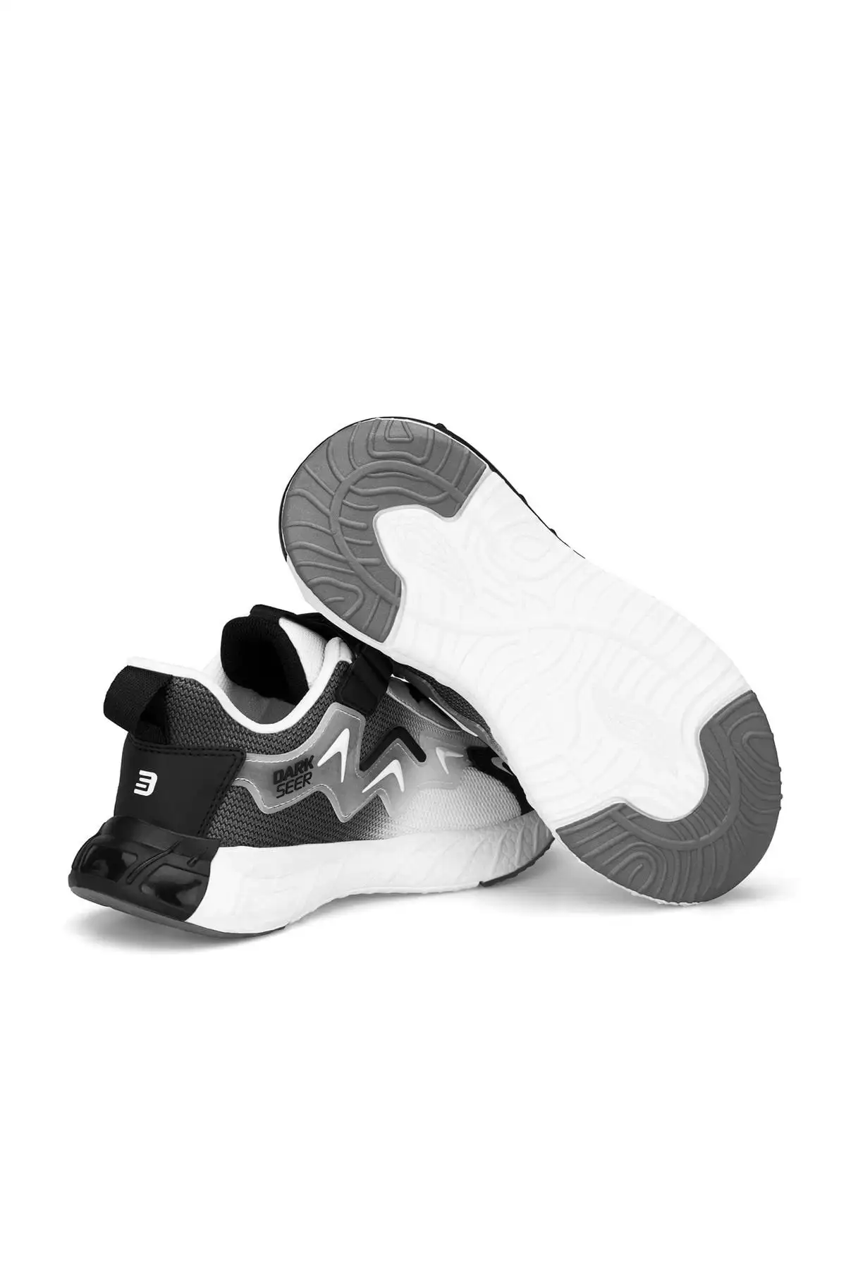 کفش ورزشی بچه گانه DS Mirana White Black - 1383 کفش ورزشی بچه گانه DS Mirana White Black - 1383