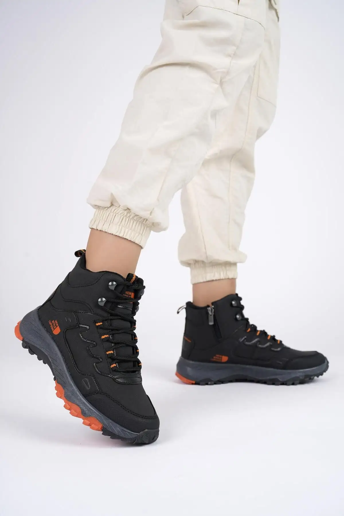 آلاسکا یونیزکس تضمین شده برای پیاده روی در فضای باز لاکلی جانبی Zippered Winter - 2428 آلاسکا یونیزکس تضمین شده برای پیاده روی در فضای باز لاکلی جانبی Zippered Winter - 2428