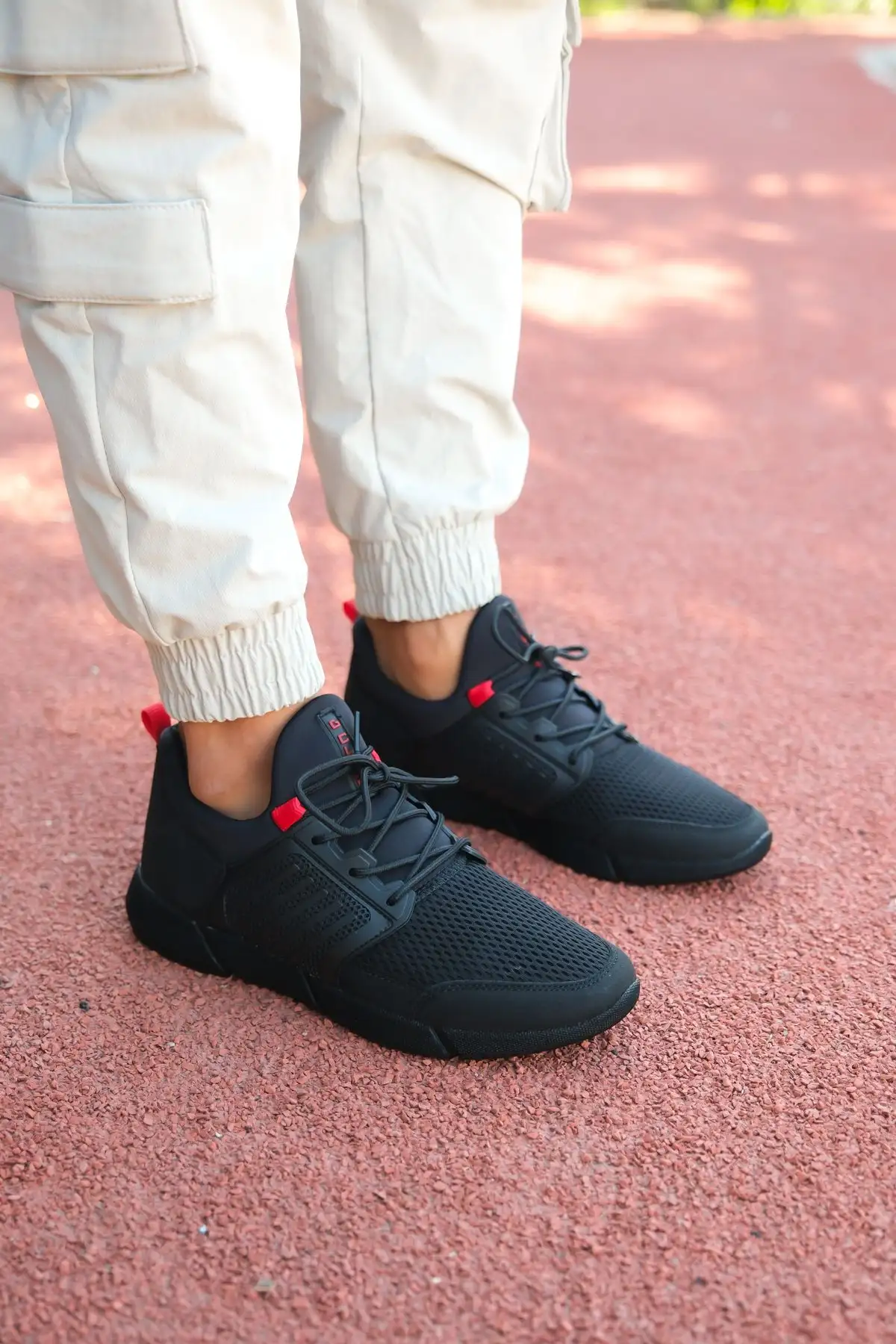 کفش ورزشی سیاه پوست سیاه 0012105 - 2620 کفش ورزشی سیاه پوست سیاه 0012105 - 2620