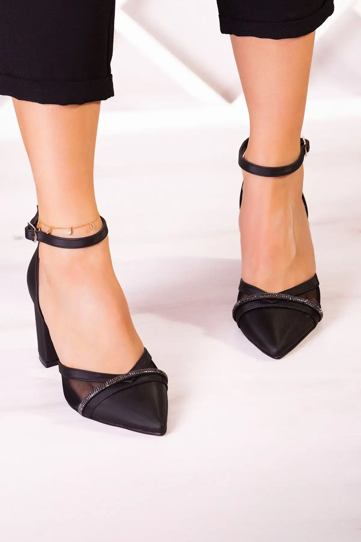 مولی سیاه ساتن سیاه کفش پاشنه دار ضخیم 7 سانتی متر. - 2501 مولی سیاه ساتن سیاه کفش پاشنه دار ضخیم 7 سانتی متر. - 2501