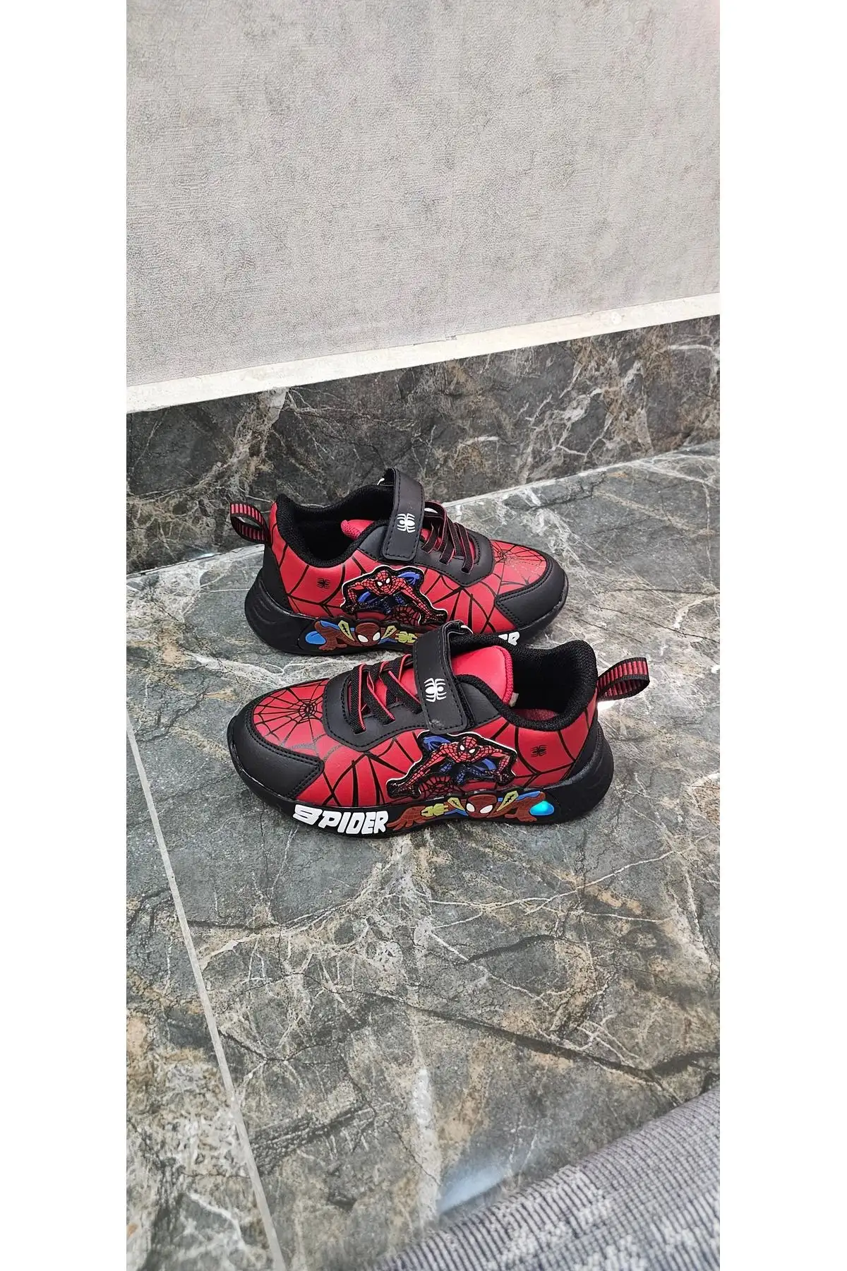 کفش های ورزشی کودکان - 2540