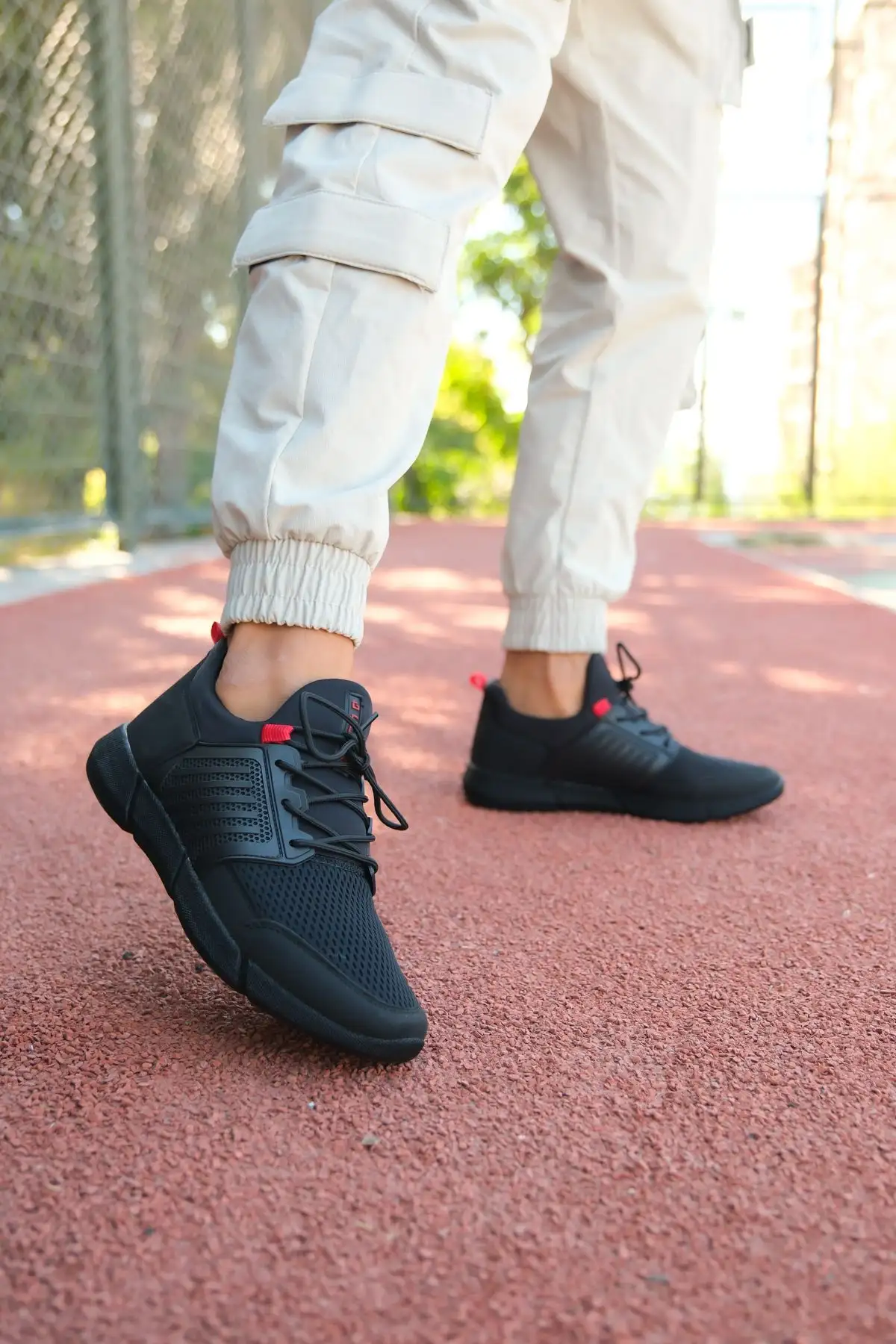 کفش ورزشی سیاه پوست سیاه 0012105 - 2620 کفش ورزشی سیاه پوست سیاه 0012105 - 2620