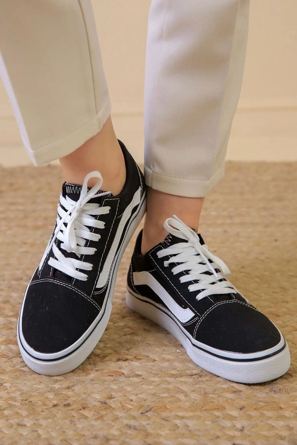 کفش های سیاه کلاسیک Unisex - 2556 کفش های سیاه کلاسیک Unisex - 2556