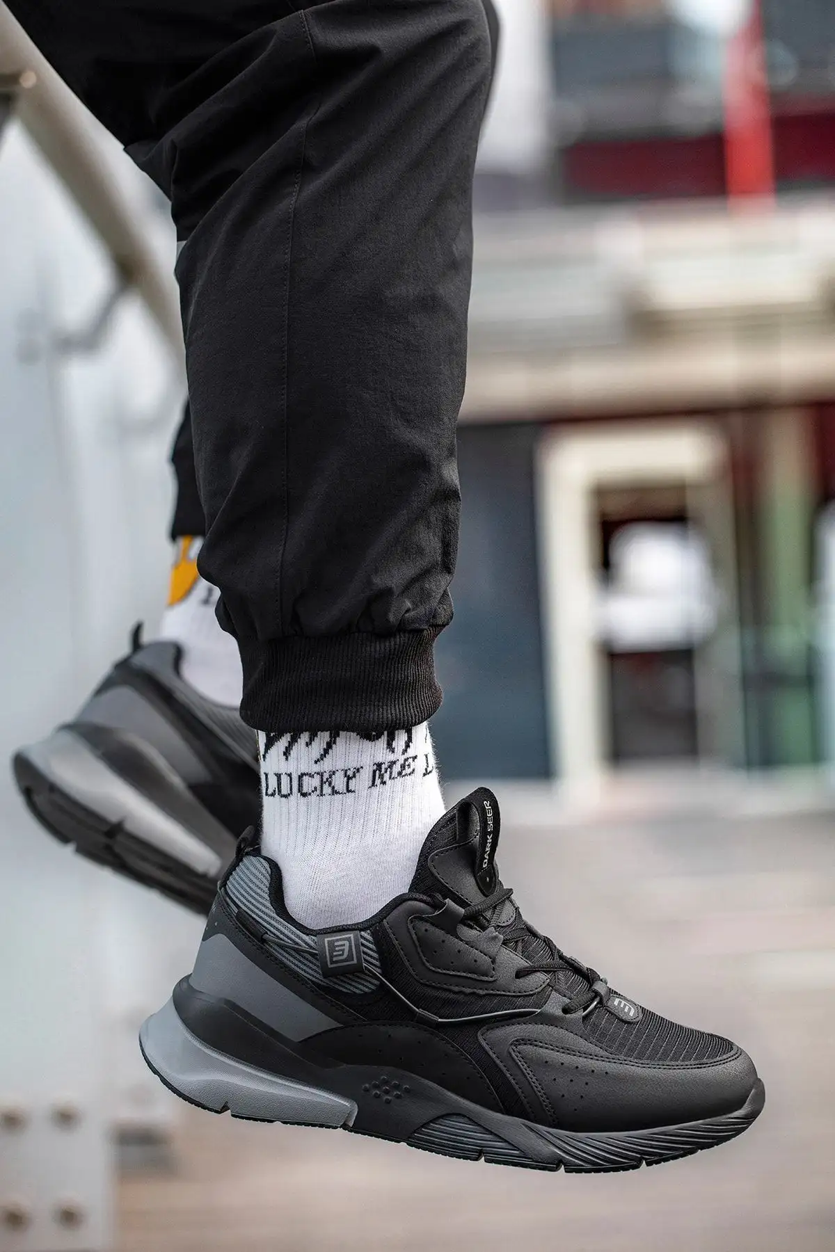 کفش ورزشی Unisex دودی سیاه - 2612 کفش ورزشی Unisex دودی سیاه - 2612