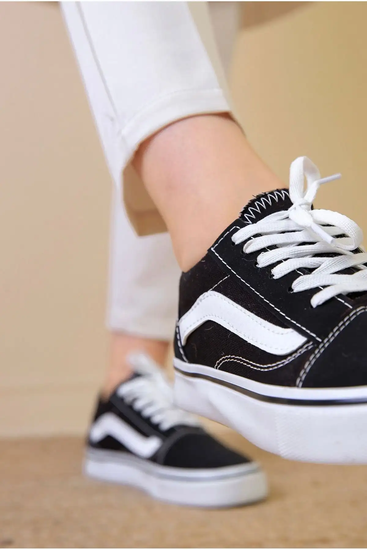 کفش های سیاه کلاسیک Unisex - 2556 کفش های سیاه کلاسیک Unisex - 2556