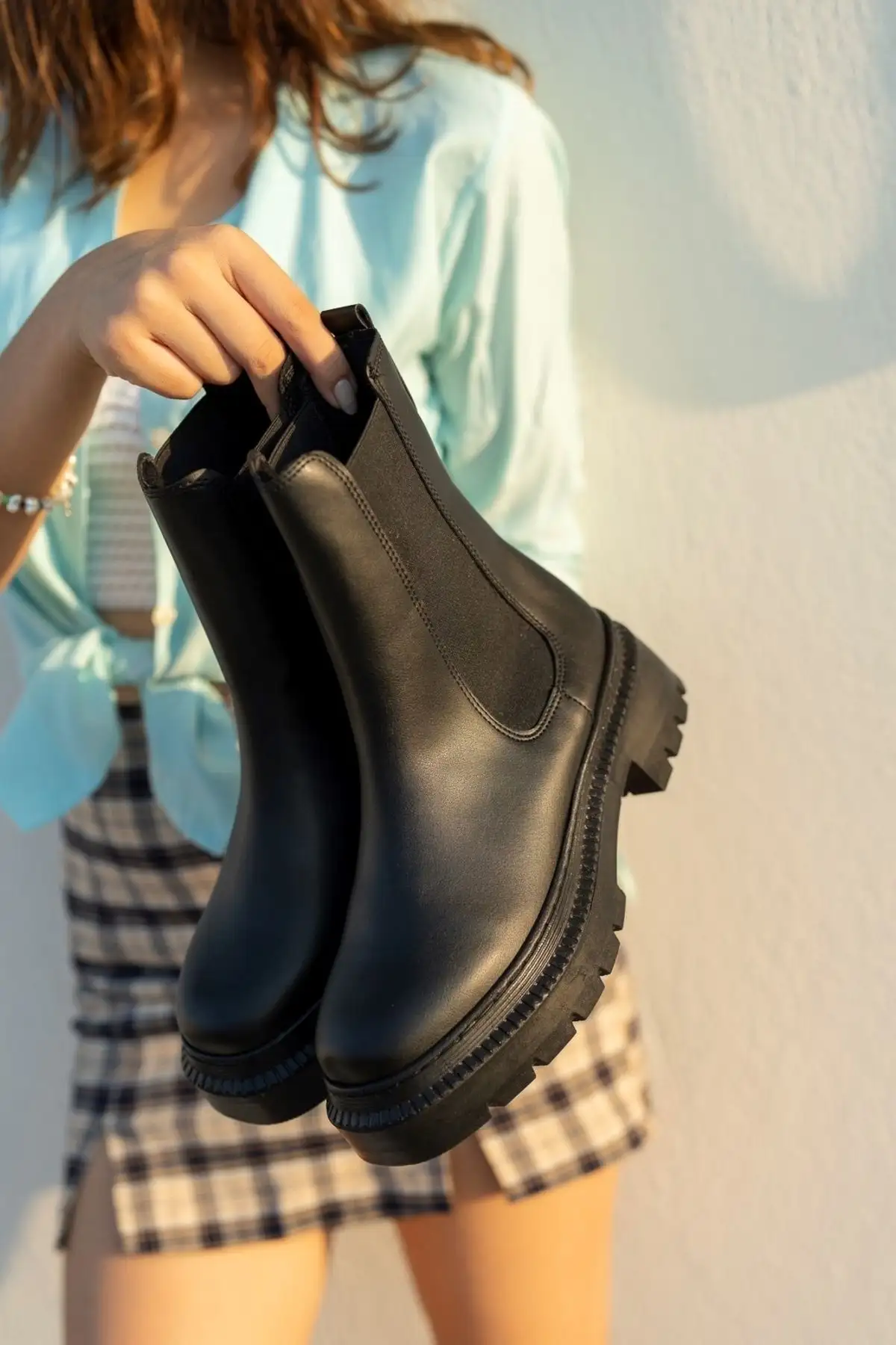 چرم زنانه سیاه و سفید چرم - 2603 چرم زنانه سیاه و سفید چرم - 2603