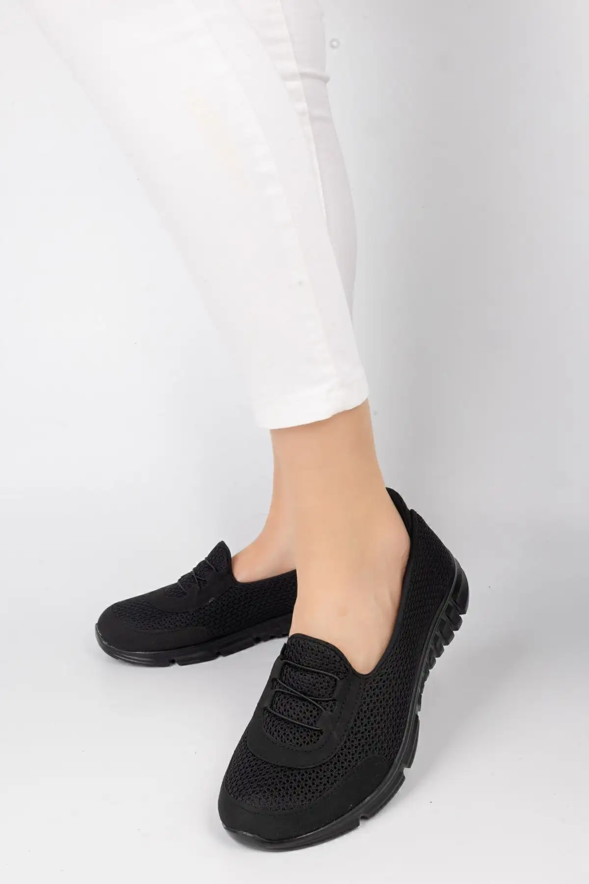 زن کفش ورزشی نرم ارتوپدی کامل - 2592 زن کفش ورزشی نرم ارتوپدی کامل - 2592