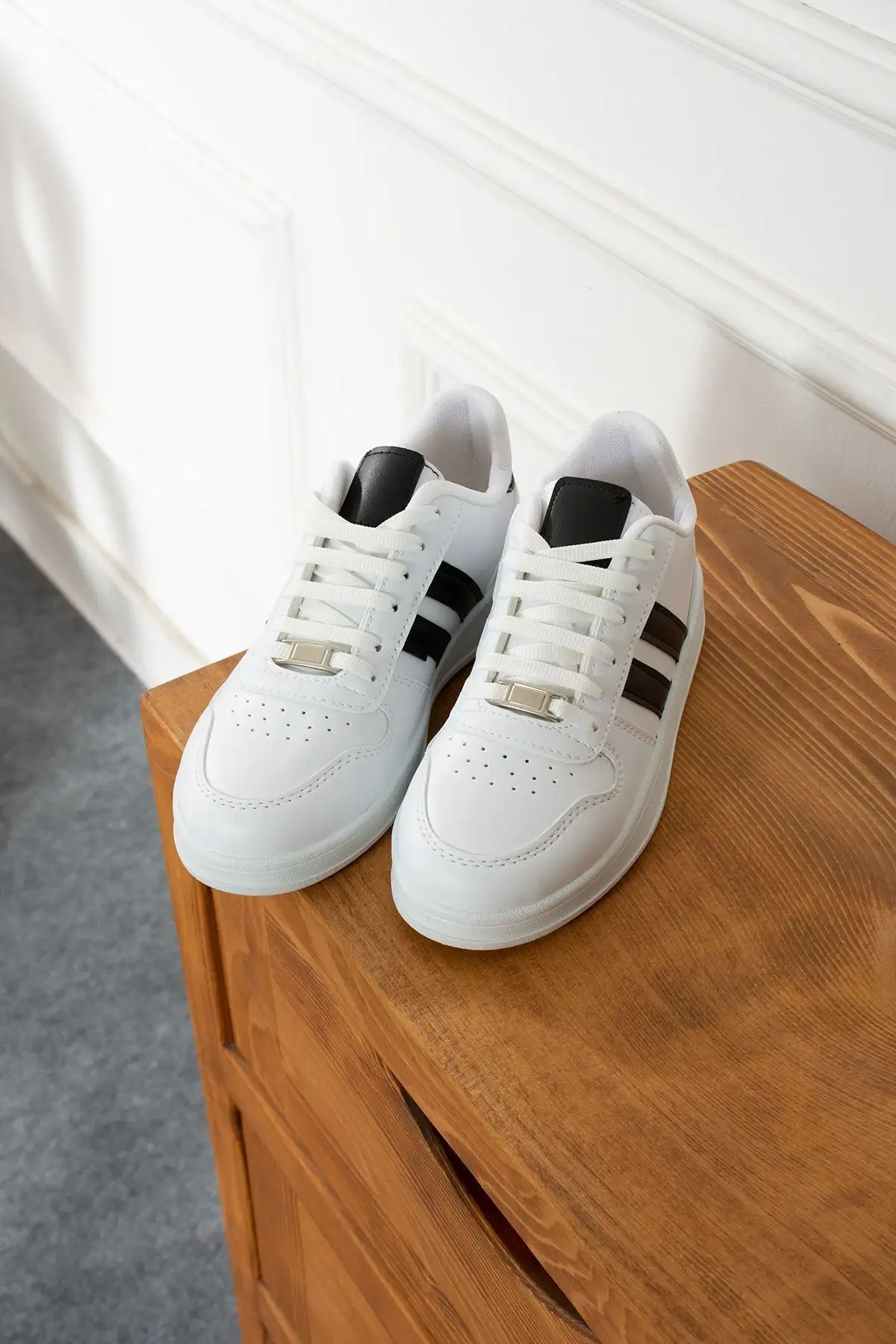 کفش کفش ورزشی یونیزکس روزانه دو باند - 2608 کفش کفش ورزشی یونیزکس روزانه دو باند - 2608