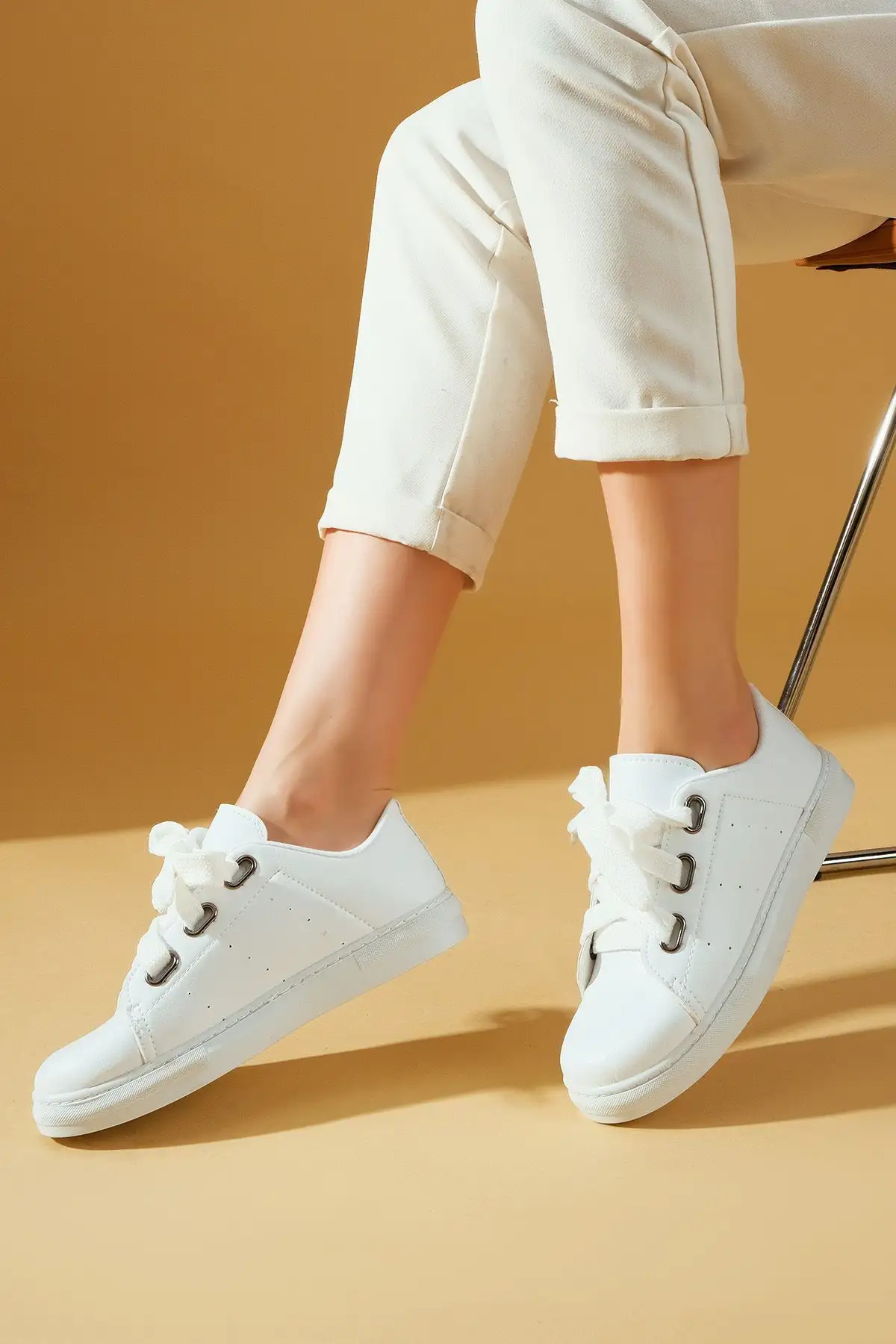 کفش ورزشی لباس ورزشی زنان سفید پوست کازوئل - 2597 کفش ورزشی لباس ورزشی زنان سفید پوست کازوئل - 2597