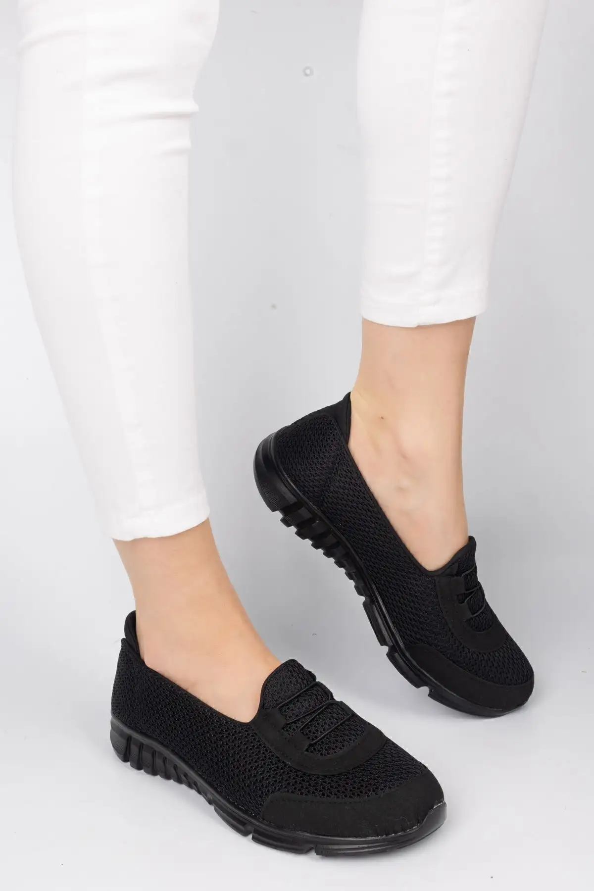 زن کفش ورزشی نرم ارتوپدی کامل - 2592 زن کفش ورزشی نرم ارتوپدی کامل - 2592