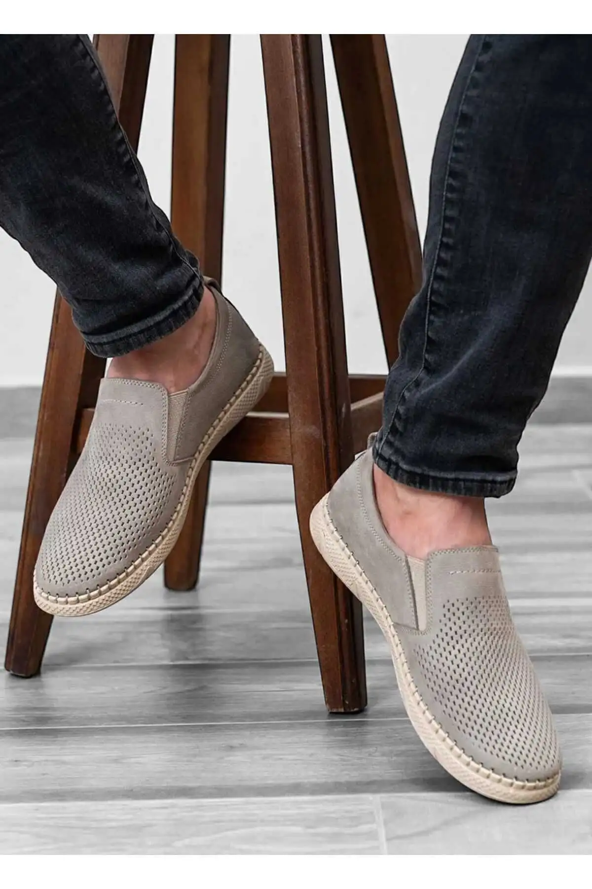 کفش روزمره مردانه کفش مردانه چرم طبیعی، کفش روزمره، کفش تابستانی، کفش لوفر به رنگ بژ - 3204 کفش روزمره مردانه کفش مردانه چرم طبیعی، کفش روزمره، کفش تابستانی، کفش لوفر به رنگ بژ - 3204