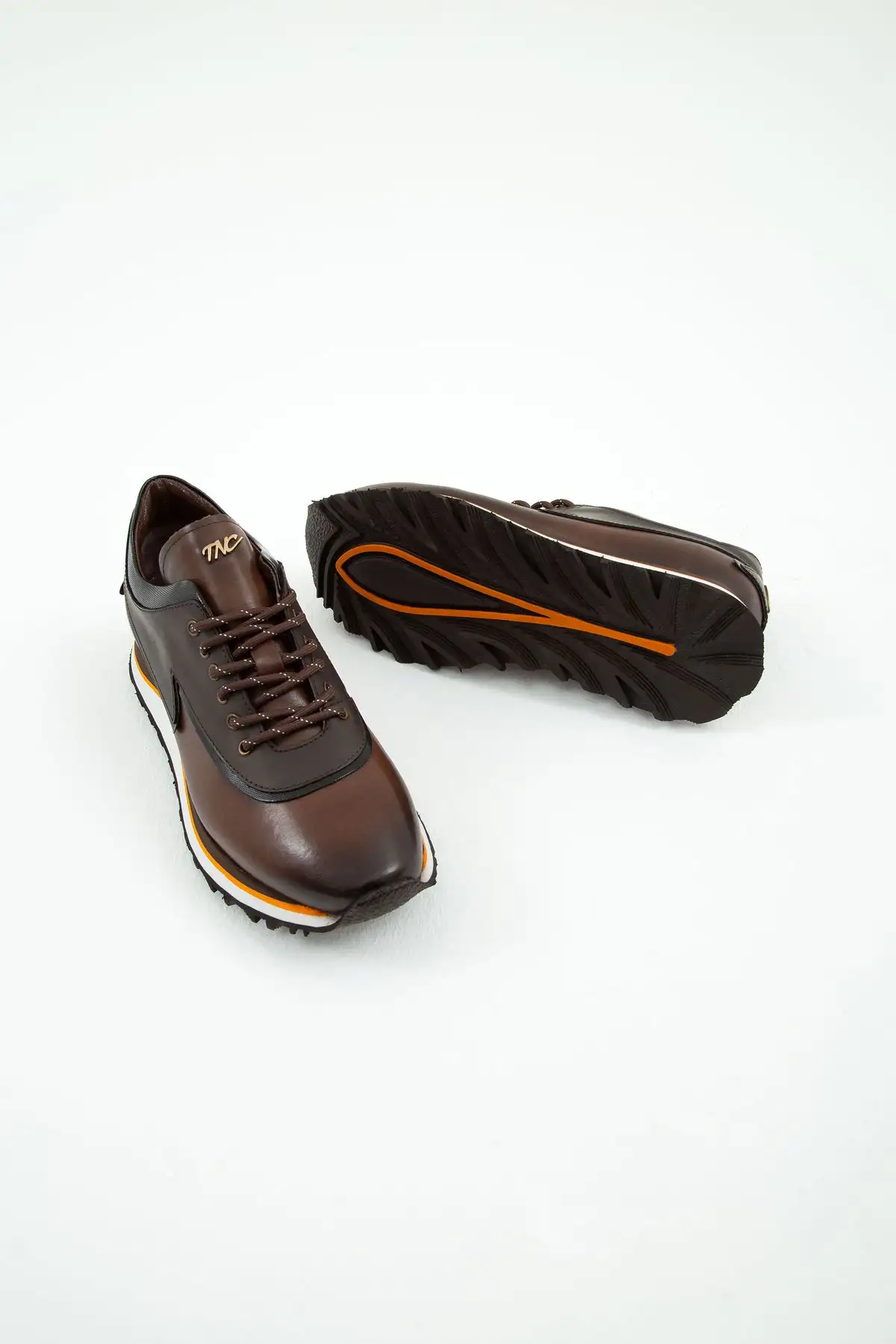 کفش اسنیکرز و ورزشی چرمی مردانه 383 5268 Erk Ayk Sk22/23 - 2900 کفش اسنیکرز و ورزشی چرمی مردانه 383 5268 Erk Ayk Sk22/23 - 2900