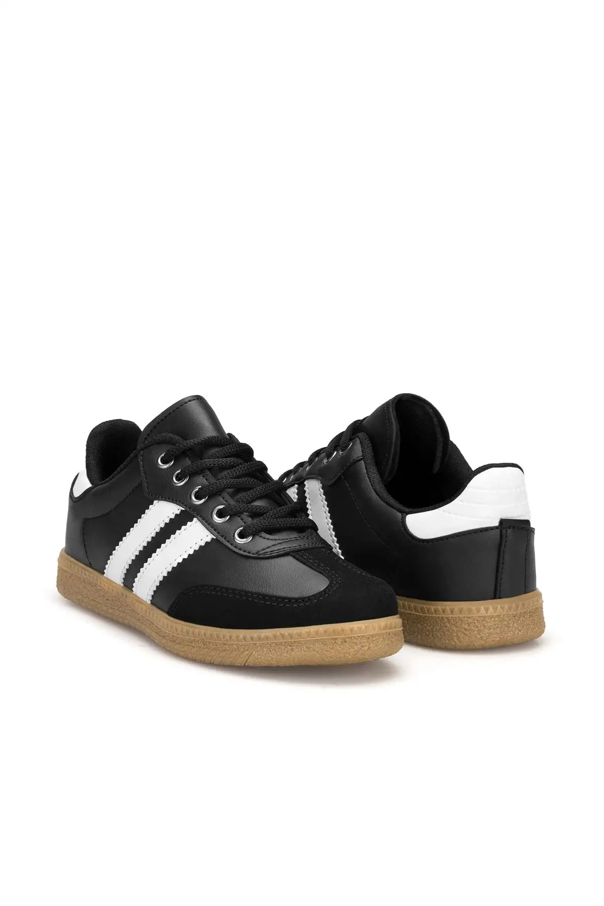 کفش اسپرت بچهگانه DS ChaCha سیاه و سفید - 3051 کفش اسپرت بچهگانه DS ChaCha سیاه و سفید - 3051