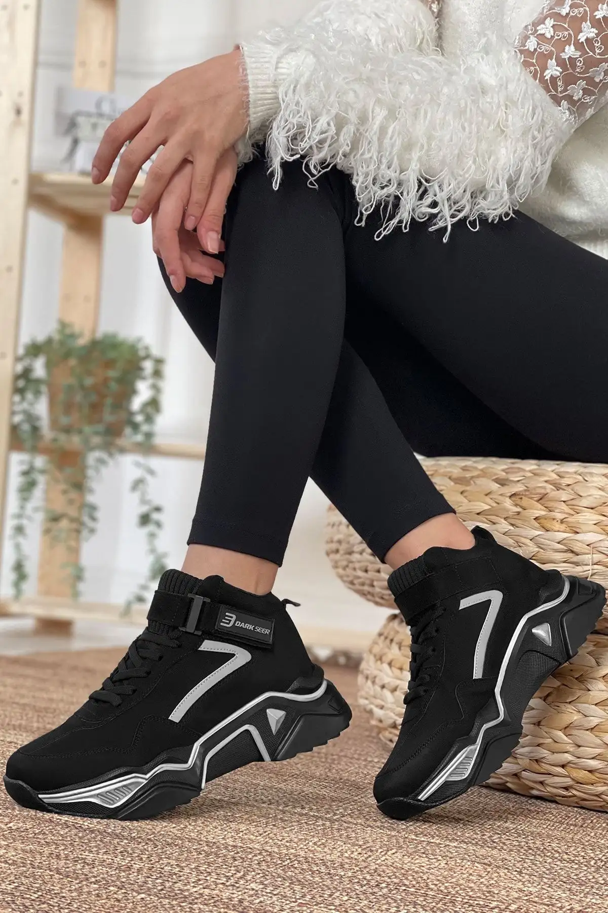 کفش اسنیکر زنانه مشکی - 3168 کفش اسنیکر زنانه مشکی - 3168