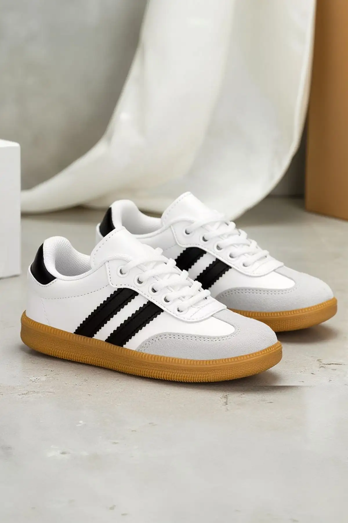 DS Chacha Kids کفش ورزشی کودک سیاه سفید - 3053 DS Chacha Kids کفش ورزشی کودک سیاه سفید - 3053