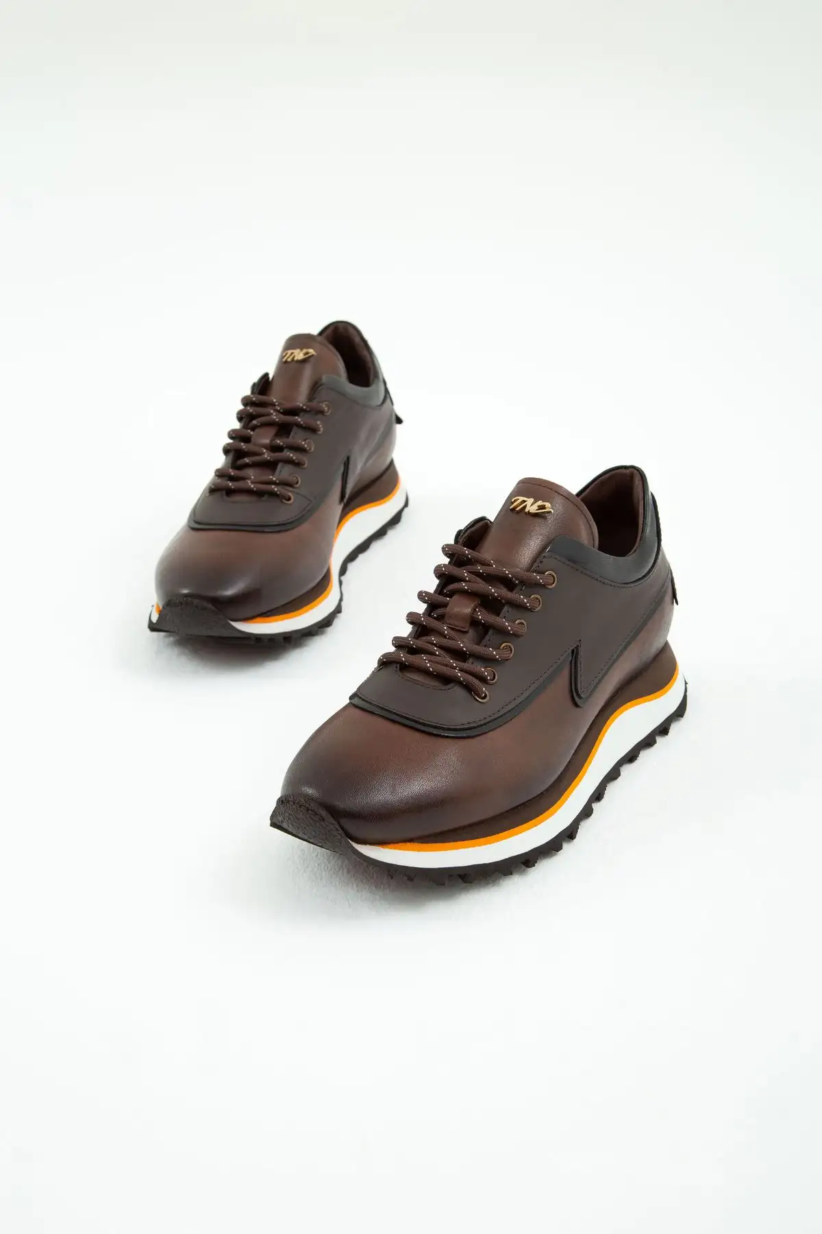 کفش اسنیکرز و ورزشی چرمی مردانه 383 5268 Erk Ayk Sk22/23 - 2900 کفش اسنیکرز و ورزشی چرمی مردانه 383 5268 Erk Ayk Sk22/23 - 2900