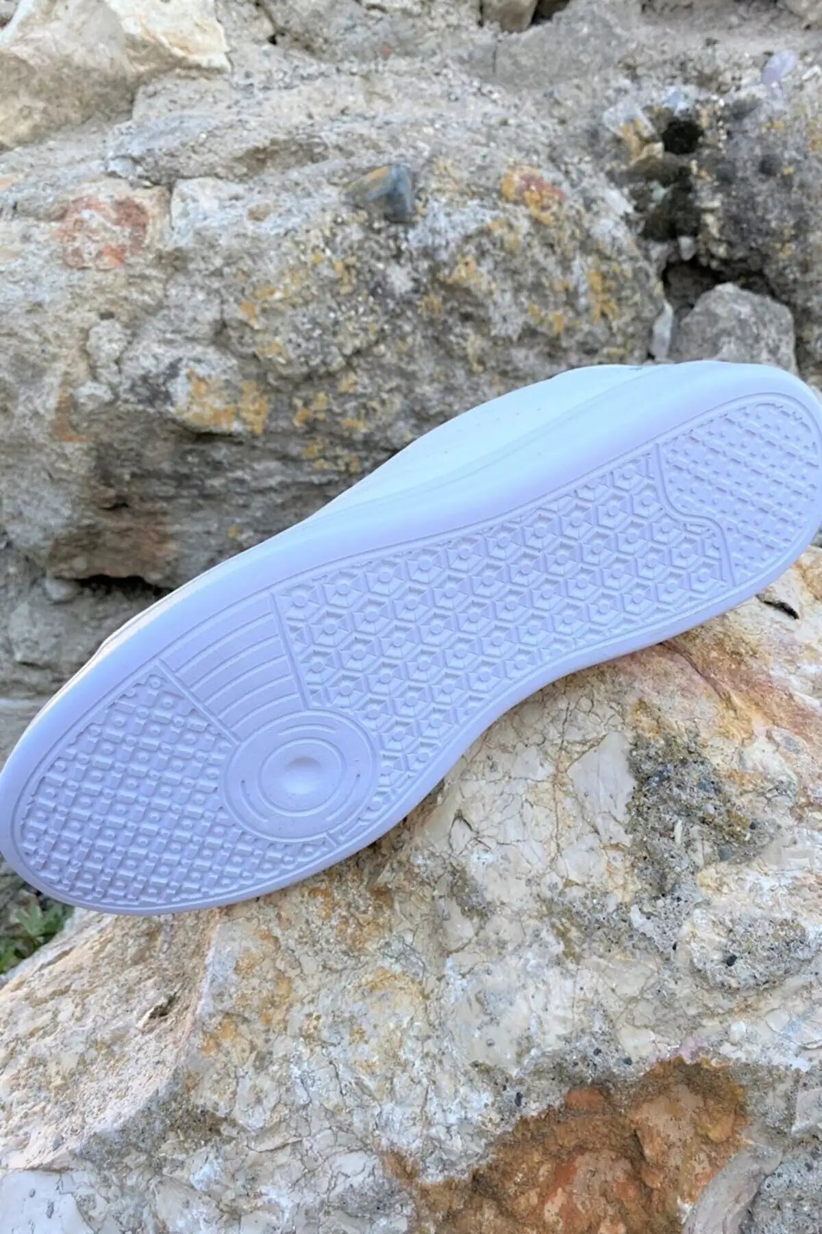 15306 / 15307 کفش ورزش روزمره آناتومیک Unisex تمام سفید زنانه - مردانه 36/45 -1 - 3153 15306 / 15307 کفش ورزش روزمره آناتومیک یونی سکس تمام سفید زنانه - مردانه 36/45 -1 - 3153