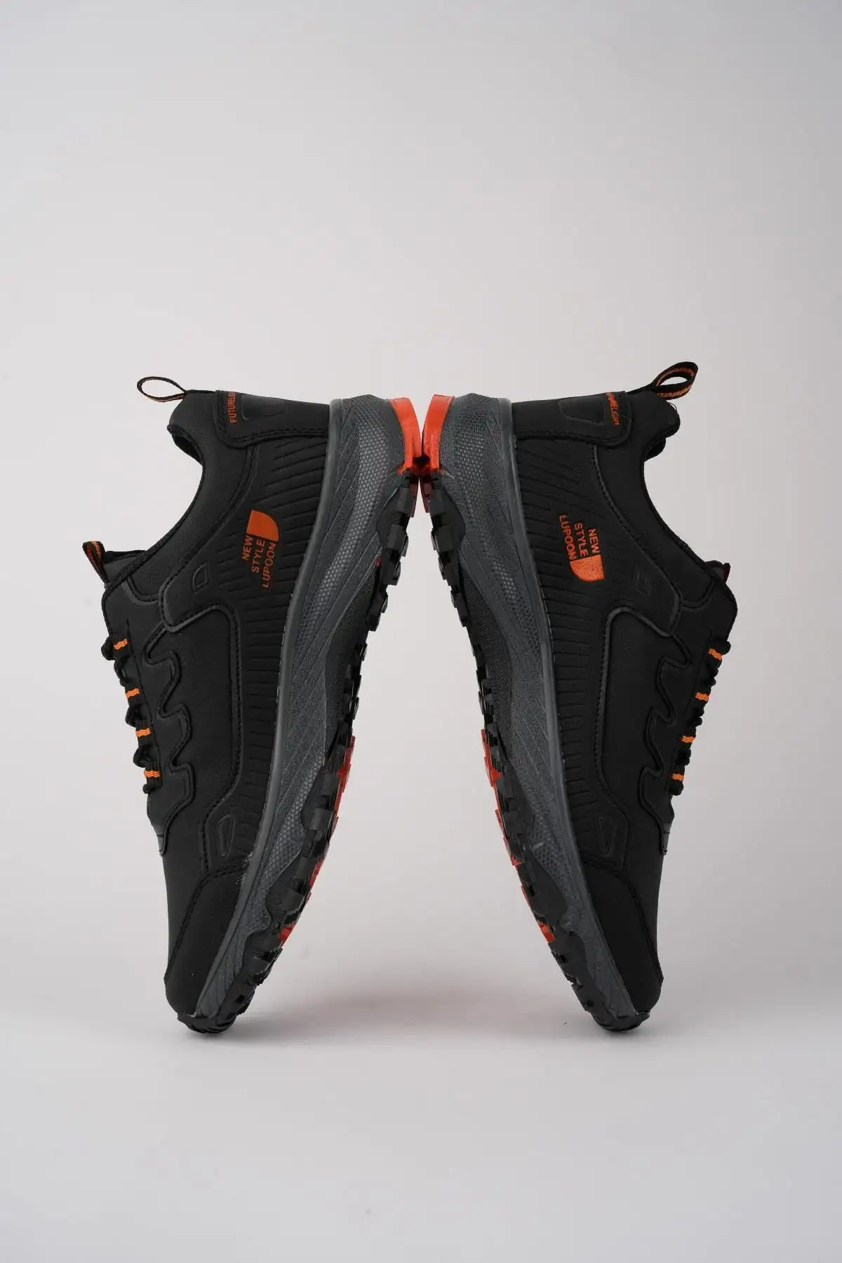 کفش کوهنوردی و استوکینگ نورد یونیورسال گارانتیدار - 2875 کفش کوهنوردی و استوکینگ نورد یونیورسال گارانتیدار - 2875