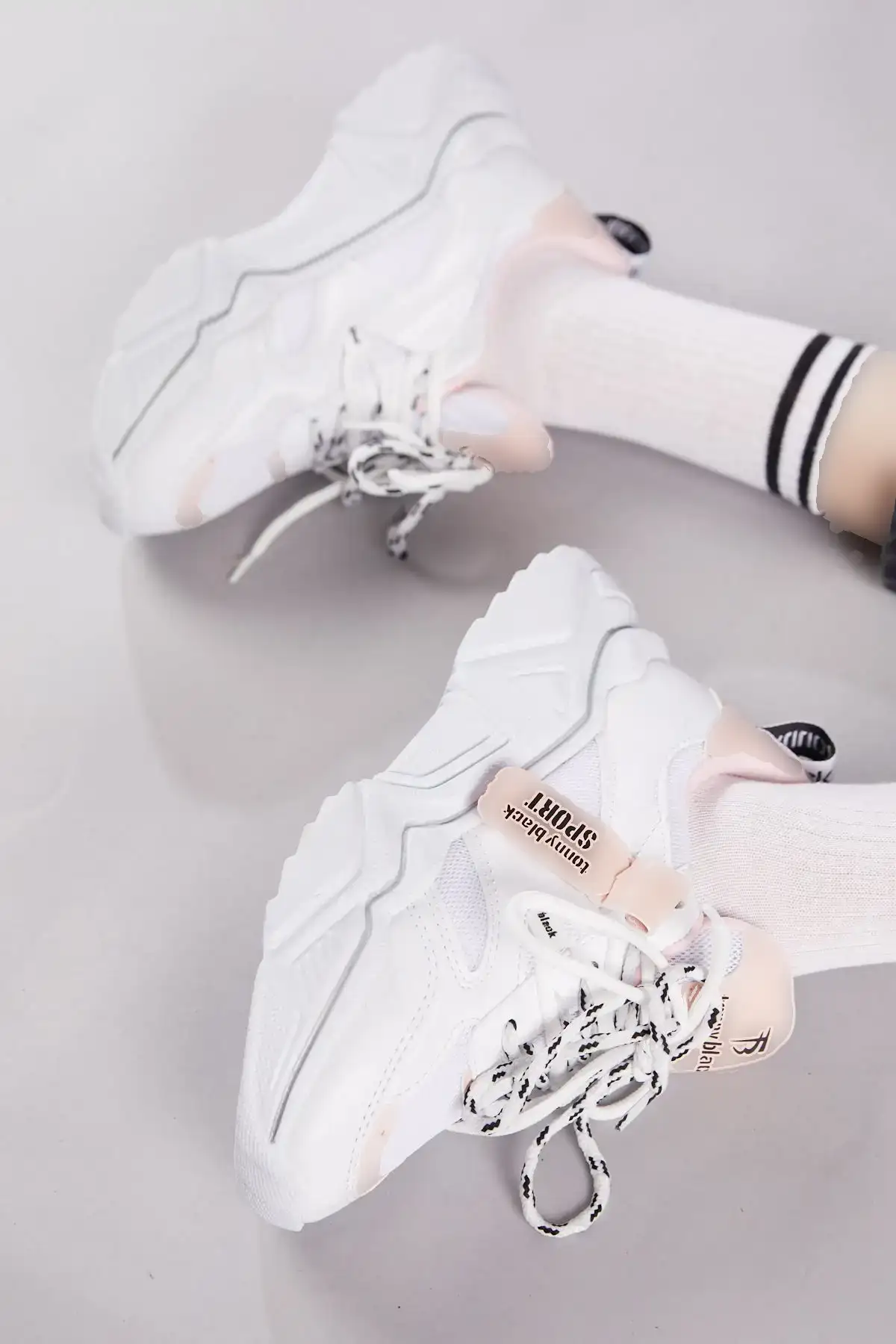 کفش ورزشی زنانه سفید و صورتی - 3173 کفش ورزشی زنانه سفید و صورتی - 3173