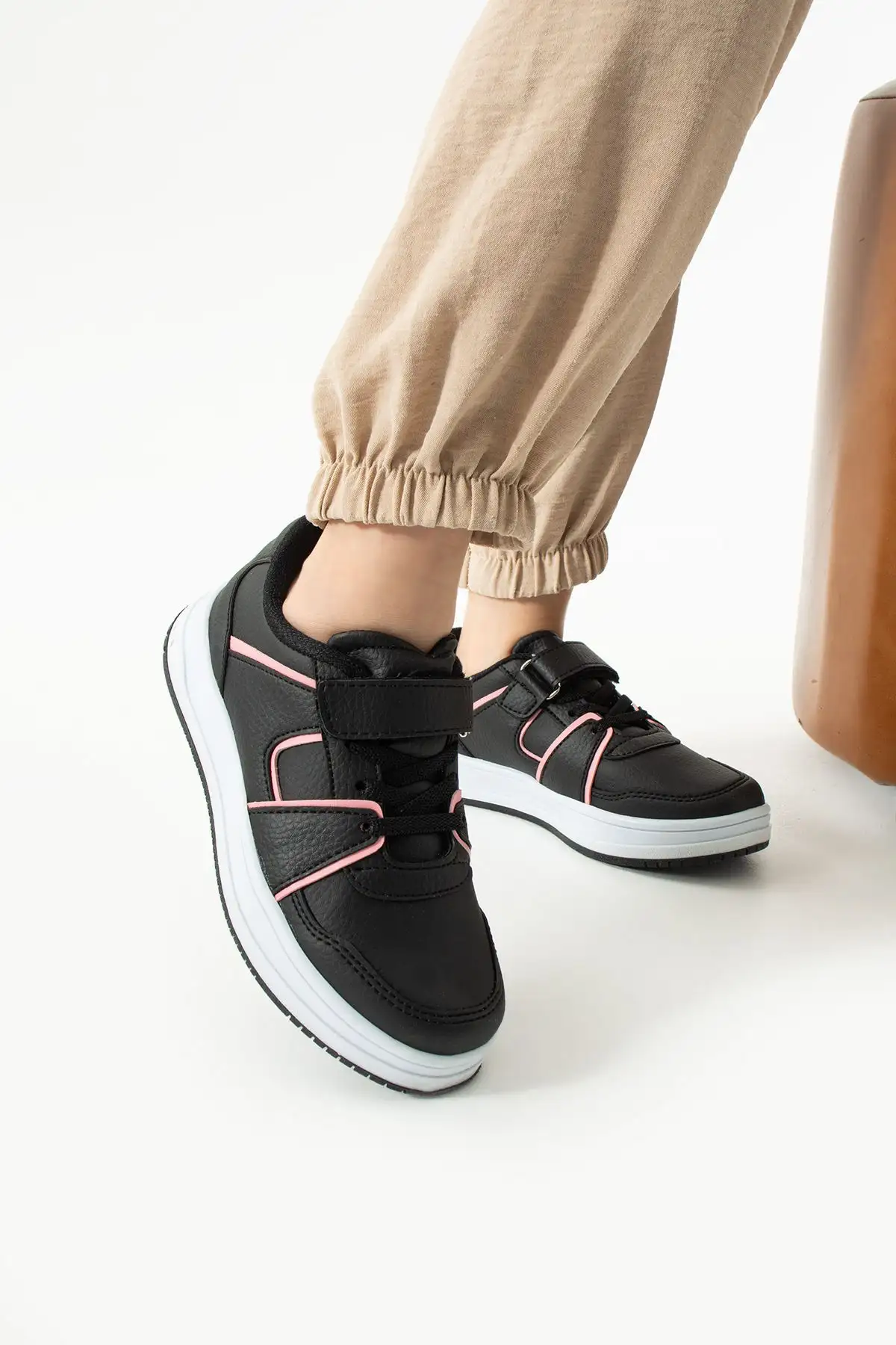 کفش ورزشی کفش ورزشی کفش ورزشی راحت مدرسه ارگونومیک انعطاف پذیر و مناسب برای آب -مقاوم - 3049 کفش ورزشی کفش ورزشی کفش ورزشی راحت مدرسه ارگونومیک انعطاف پذیر و مناسب برای آب -مقاوم - 3049