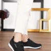 کفش ورزشی روزمره راحت و سبک زنانه با بند چسبی لیف‌استایل - 3139