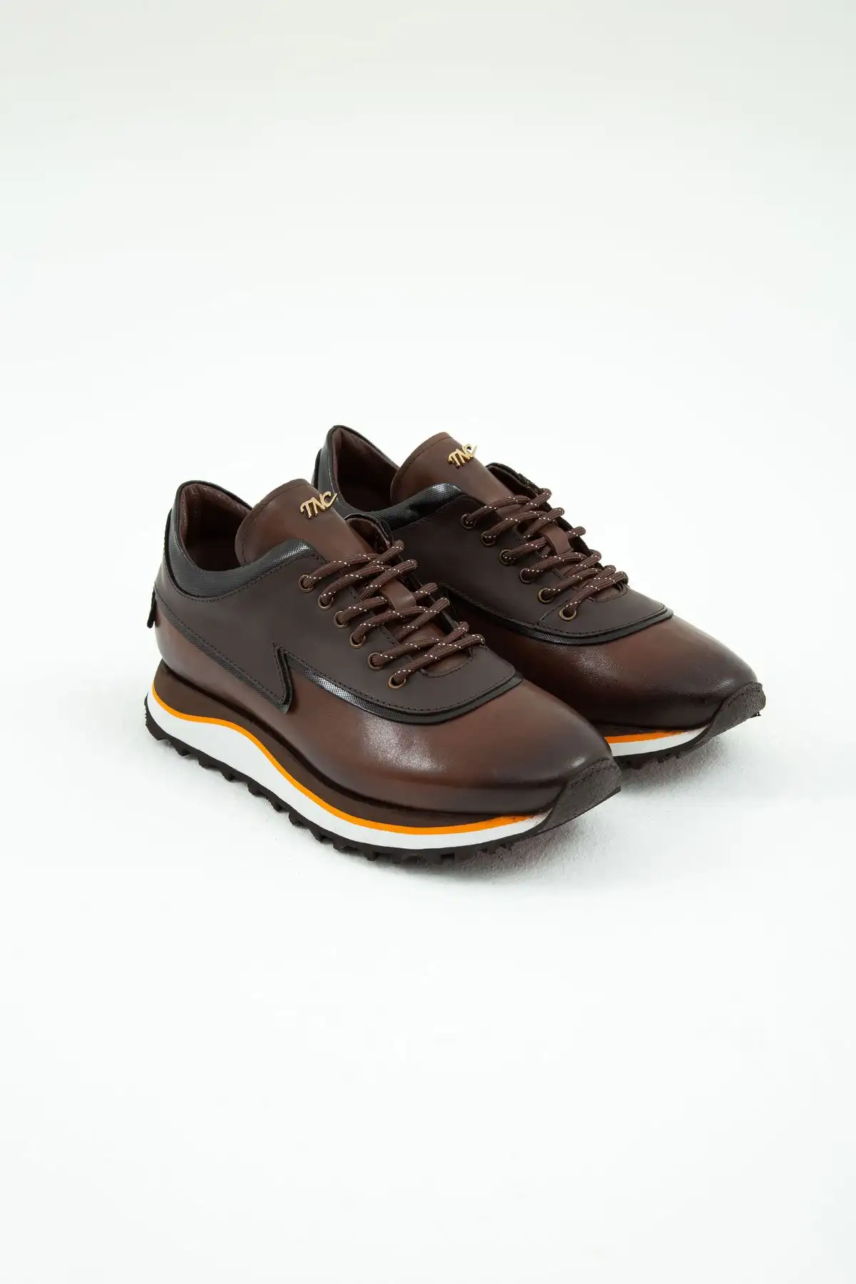 کفش اسنیکرز و ورزشی چرمی مردانه 383 5268 Erk Ayk Sk22/23 - 2900 کفش اسنیکرز و ورزشی چرمی مردانه 383 5268 Erk Ayk Sk22/23 - 2900