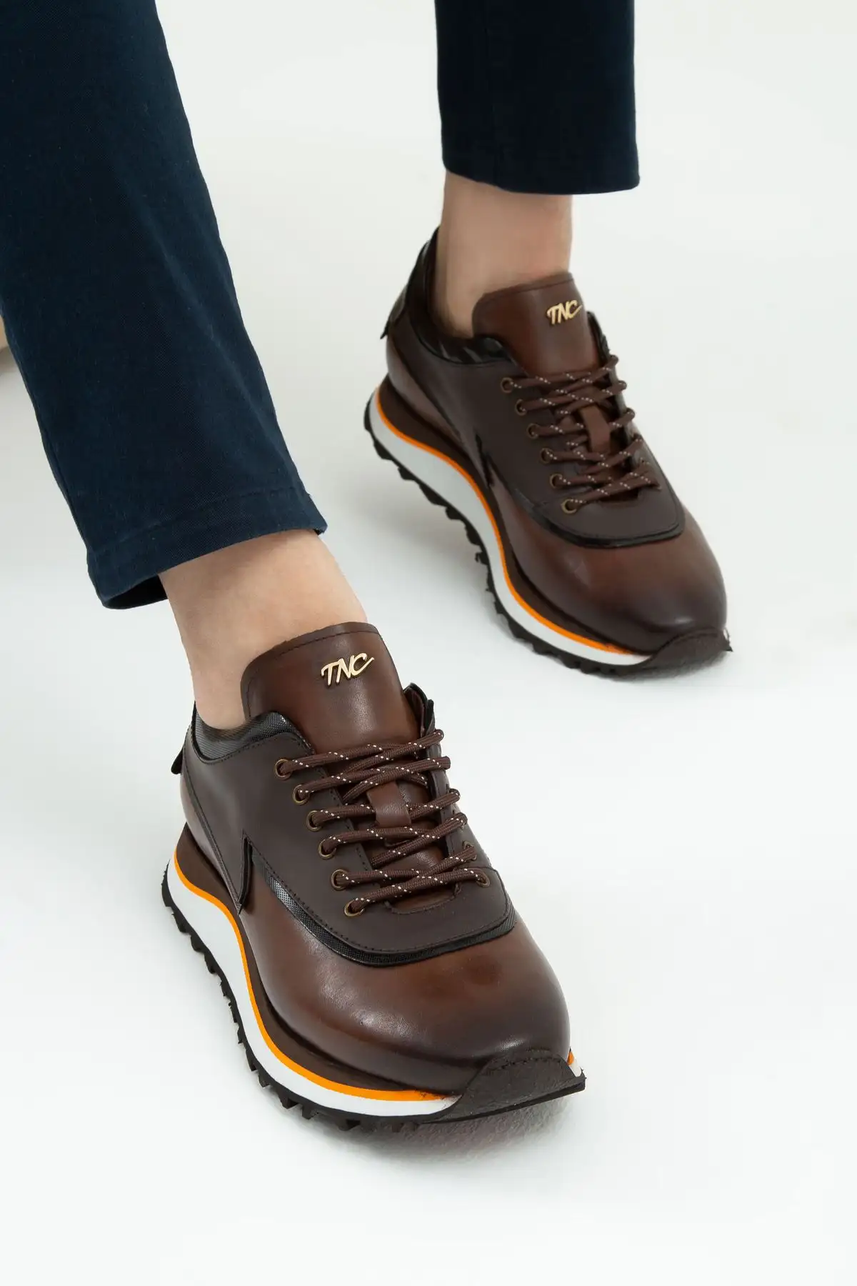 کفش اسنیکرز و ورزشی چرمی مردانه 383 5268 Erk Ayk Sk22/23 - 2900 کفش اسنیکرز و ورزشی چرمی مردانه 383 5268 Erk Ayk Sk22/23 - 2900