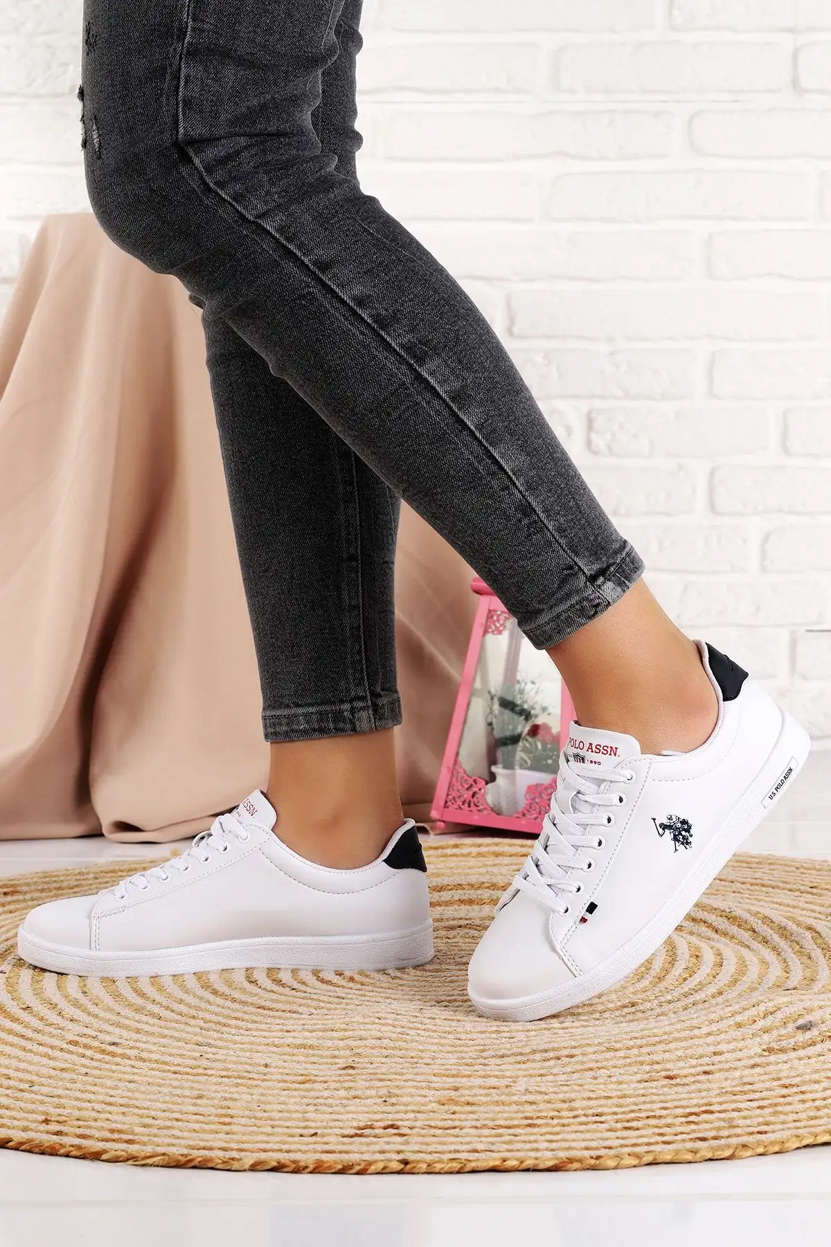 کفش ورزشی روزمره زنانه فرانکو با رنگ سفید - 3143 کفش ورزشی روزمره زنانه فرانکو با رنگ سفید - 3143