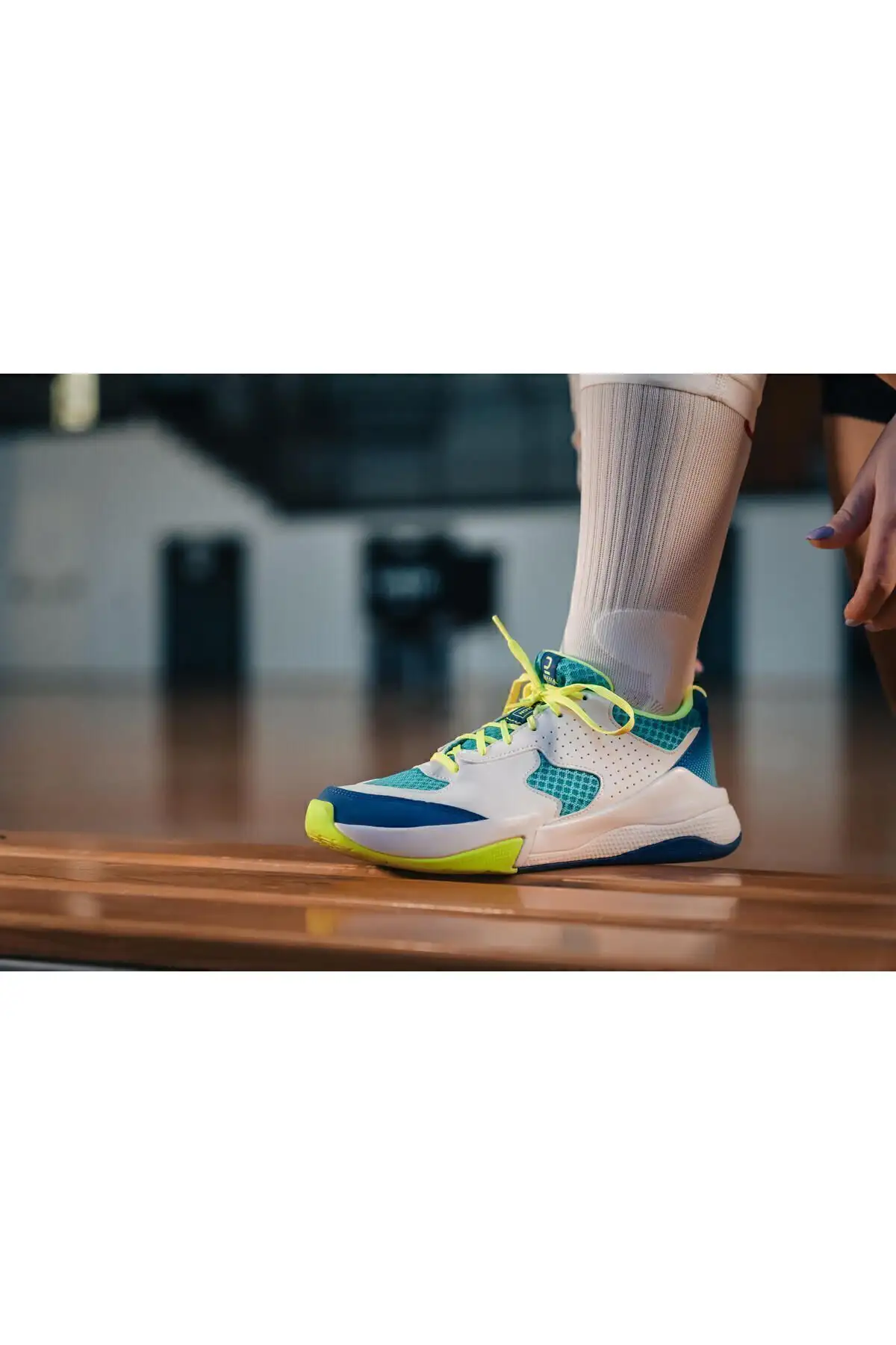 کفش والیبال کودک - سفید / آبی / سبز - مدل Vs100 Confort - 2816 کفش والیبال کودک - سفید / آبی / سبز - مدل Vs100 Confort - 2816