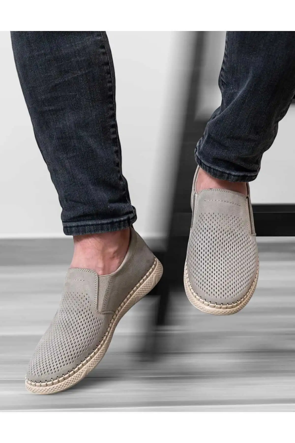 کفش روزمره مردانه کفش مردانه چرم طبیعی، کفش روزمره، کفش تابستانی، کفش لوفر به رنگ بژ - 3204 کفش روزمره مردانه کفش مردانه چرم طبیعی، کفش روزمره، کفش تابستانی، کفش لوفر به رنگ بژ - 3204