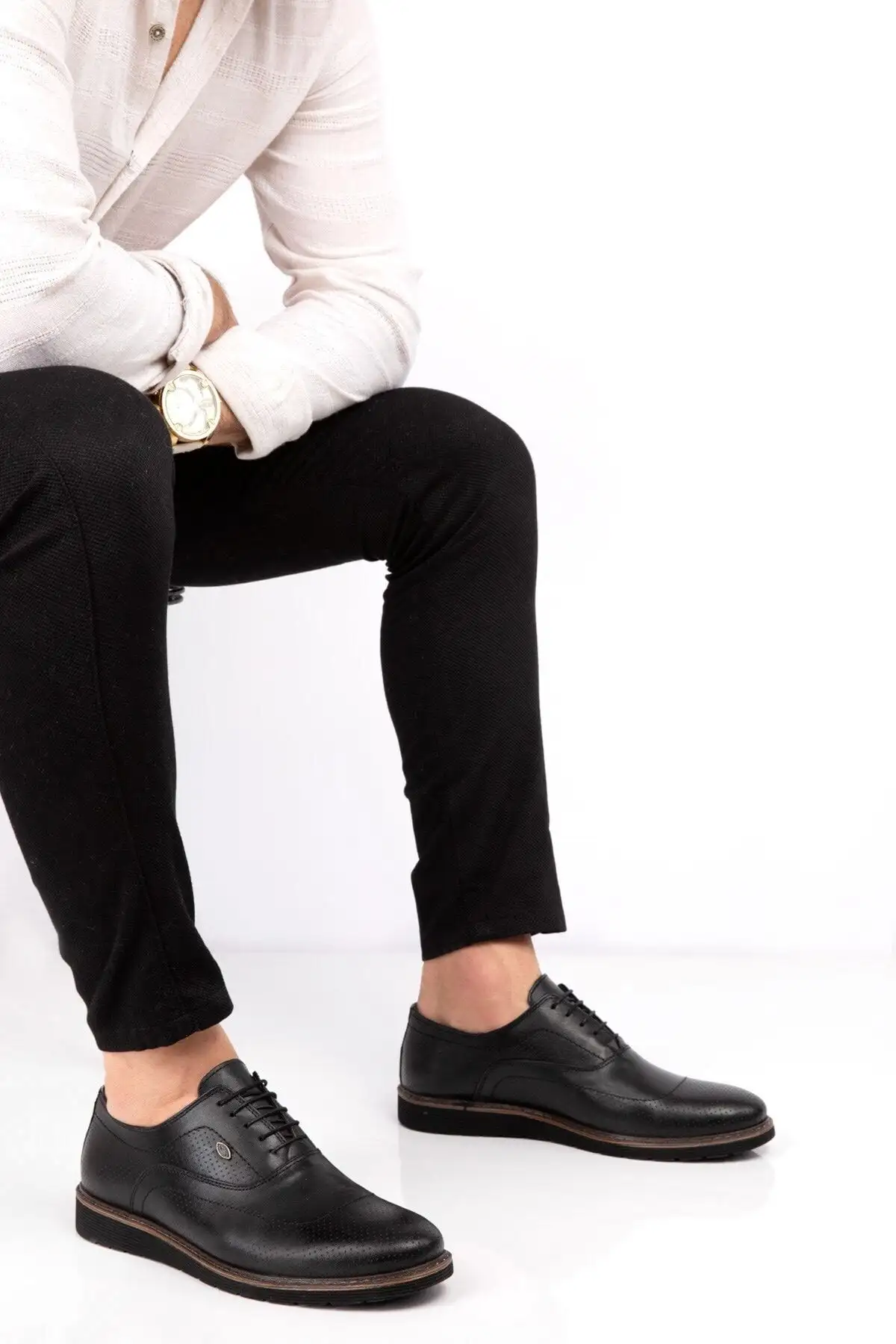 کفش روزمره مردانه   مدرن کلاسیک از چرم طبیعی، بسیار سبک - 5301 کفش روزمره مردانه مدرن کلاسیک از چرم طبیعی، بسیار سبک - 5301