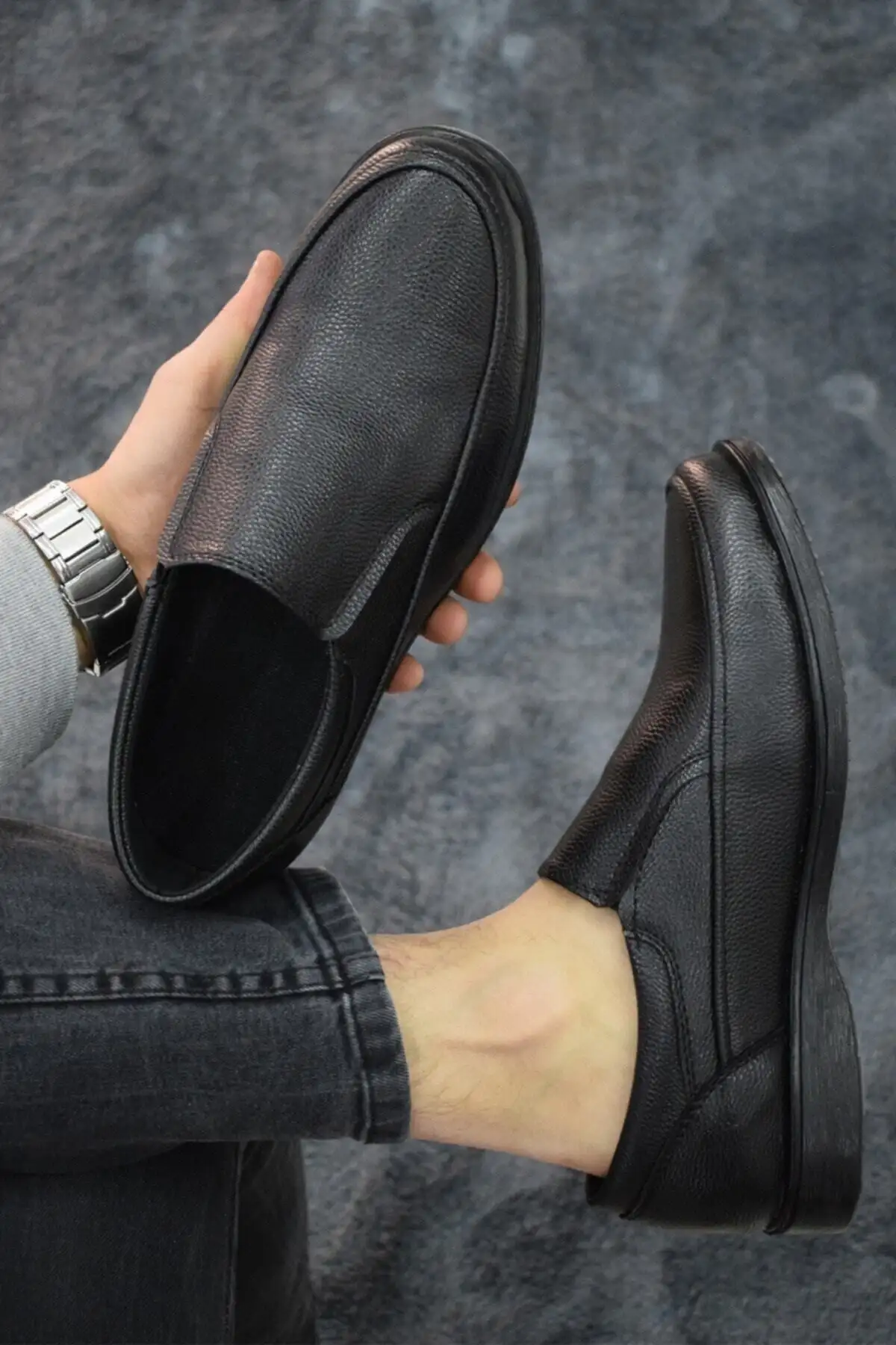 کفش روزمره مردانه   مشکی چرمی مصنوعی  پدر طراحی کلاسیک و مدرن - 4660 کفش روزمره مردانه مشکی چرمی مصنوعی پدر طراحی کلاسیک و مدرن - 4660