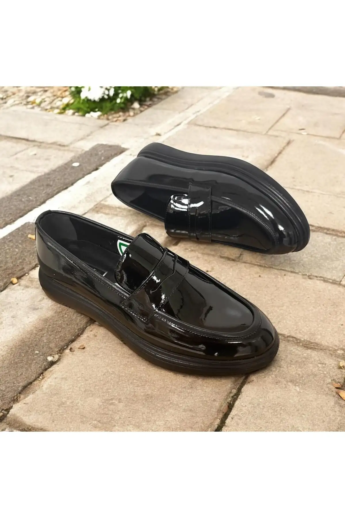 کفش رسمی مردانه کفش مردانه مشکی، براق - طراحی شیک و رسمی، کفش کلاسیک در سایزهای ۳۶، ۳۷، ۳۸، ۳۹، ۴۰، ۴۱، ۴۲، ۴۳، ۴۴ - 3902 کفش رسمی مردانه کفش مردانه مشکی، براق - طراحی شیک و رسمی، کفش کلاسیک در سایزهای ۳۶، ۳۷، ۳۸، ۳۹، ۴۰، ۴۱، ۴۲، ۴۳، ۴۴ - 3902