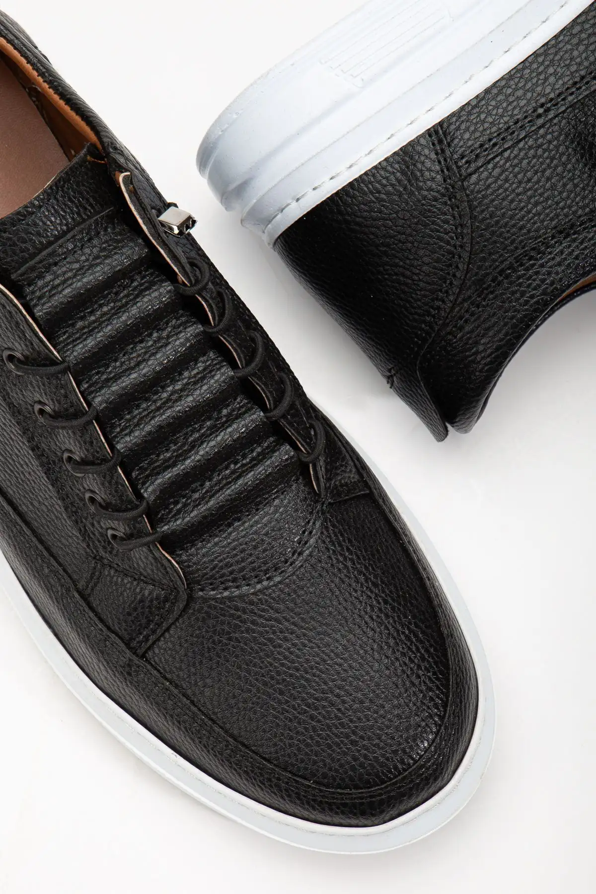 کفش مردانه کفش ورزشی مردانه گارانتیدار با زیره سبک و دوخت پلی استر مناسب استفاده روزمره - 3273 کفش مردانه کفش ورزشی مردانه گارانتیدار با زیره سبک و دوخت پلی استر مناسب استفاده روزمره - 3273