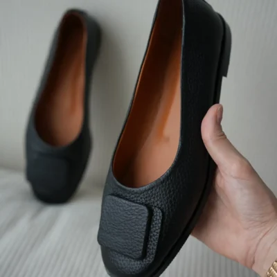 کفش تخت زنانه بابت زنانه مشکی با جزئیات قزن چرم حقیقی ایزابللا - 3237