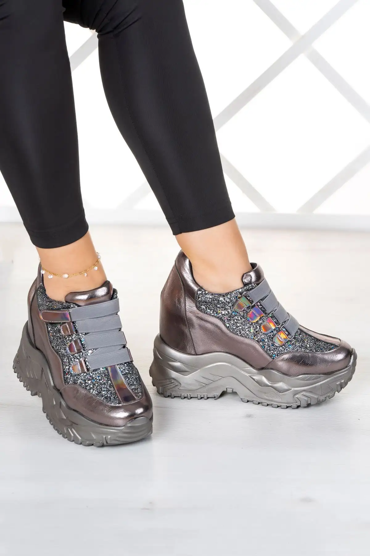 کفش پاشنه بلند زنانه  ورزشی پنهان پرکن پلاتین الکساندریا - 5118 کفش پاشنه بلند زنانه ورزشی پنهان پرکن پلاتین الکساندریا - 5118