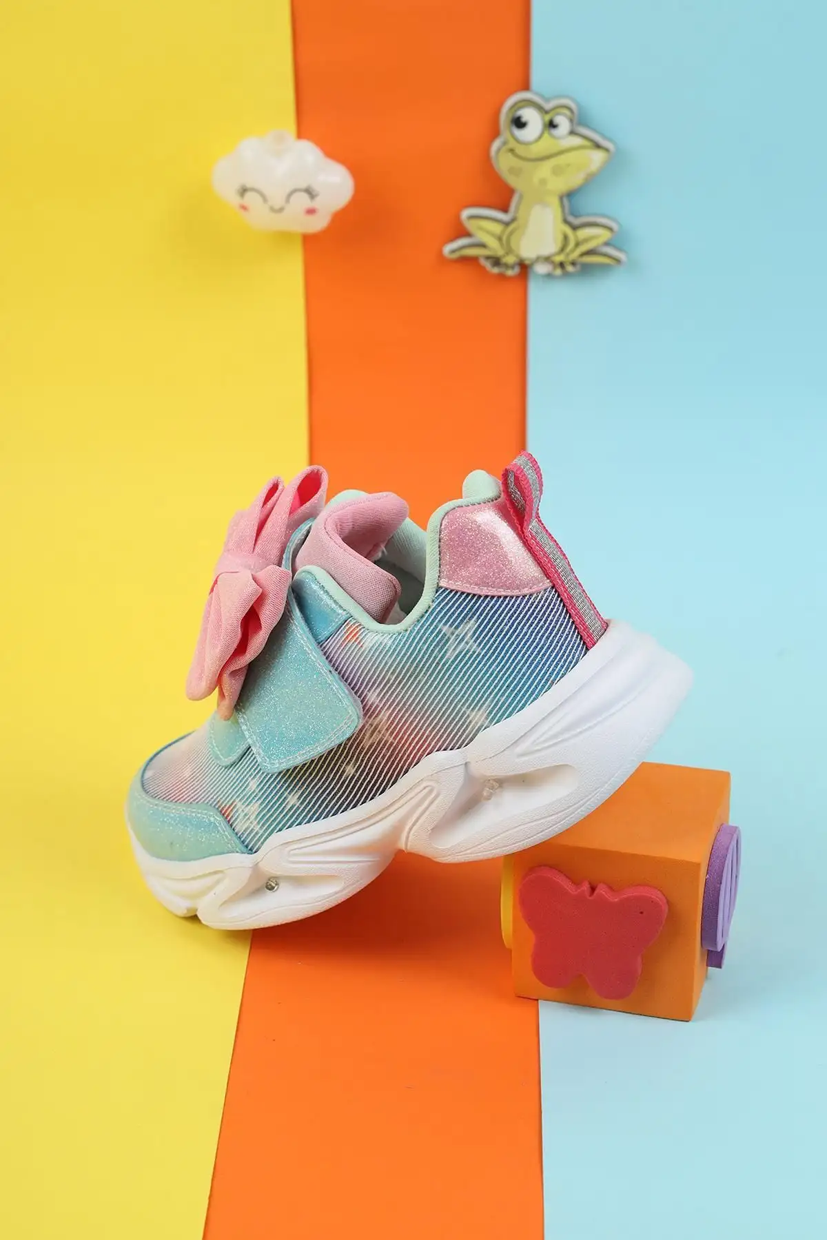 کفش دخترانه کفش ورزشی دخترانه تمام اورتپدیک با طراحی خاص و بند دار، انعطاف پذیر و قابل تنفس برای روزهای خاص - 3801 کفش دخترانه کفش ورزشی دخترانه تمام اورتپدیک با طراحی خاص و بند دار، انعطاف پذیر و قابل تنفس برای روزهای خاص - 3801