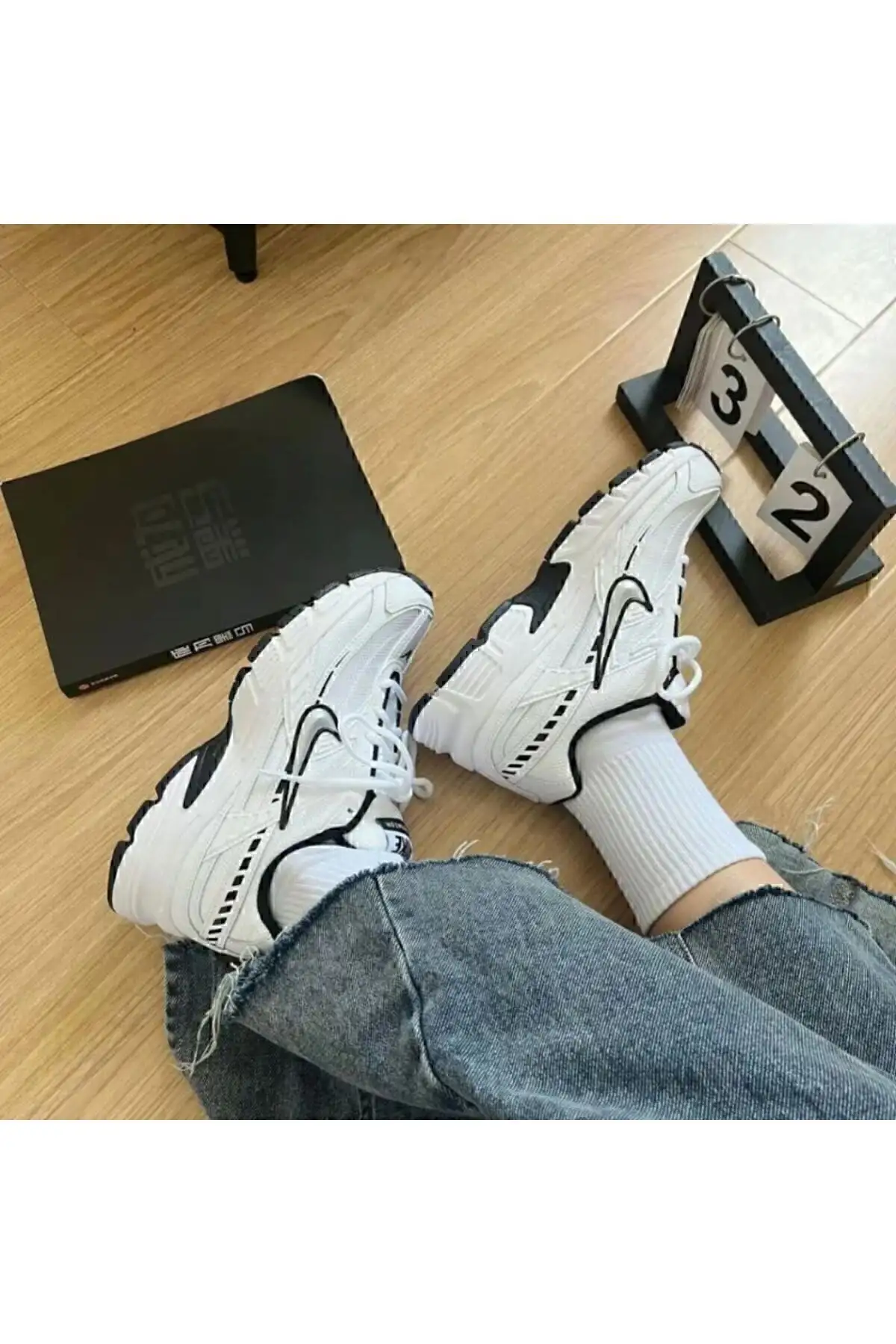 FQ6873-101 کفش ورزشی پیادهروی و دویدن یونیسکس - 4181 FQ6873-101 کفش ورزشی پیادهروی و دویدن یونیسکس - 4181