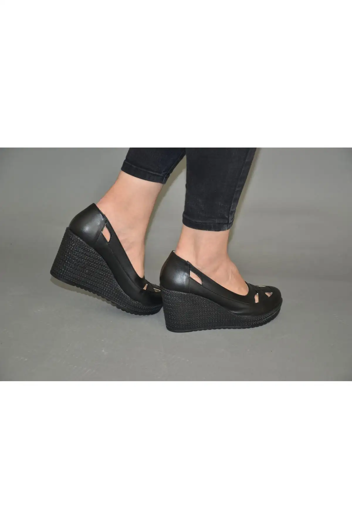 کفش پاشنه بلند زنانه   با کفی راحتی و چرم - 4434 کفش پاشنه بلند زنانه با کفی راحتی و چرم - 4434