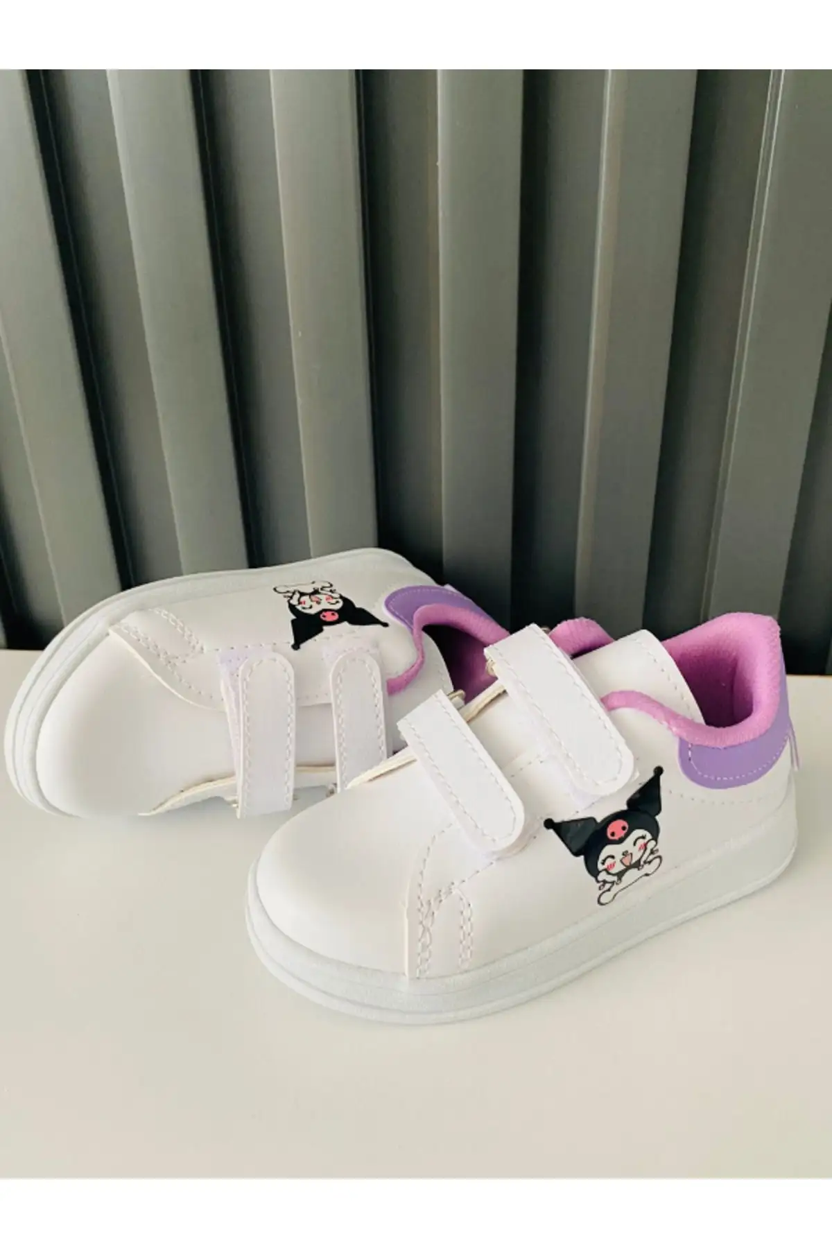 کفش دخترانه کفش ورزشی کودک با بند چسبی طرح کورو می - 3803 کفش دخترانه کفش ورزشی کودک با بند چسبی طرح کورو می - 3803