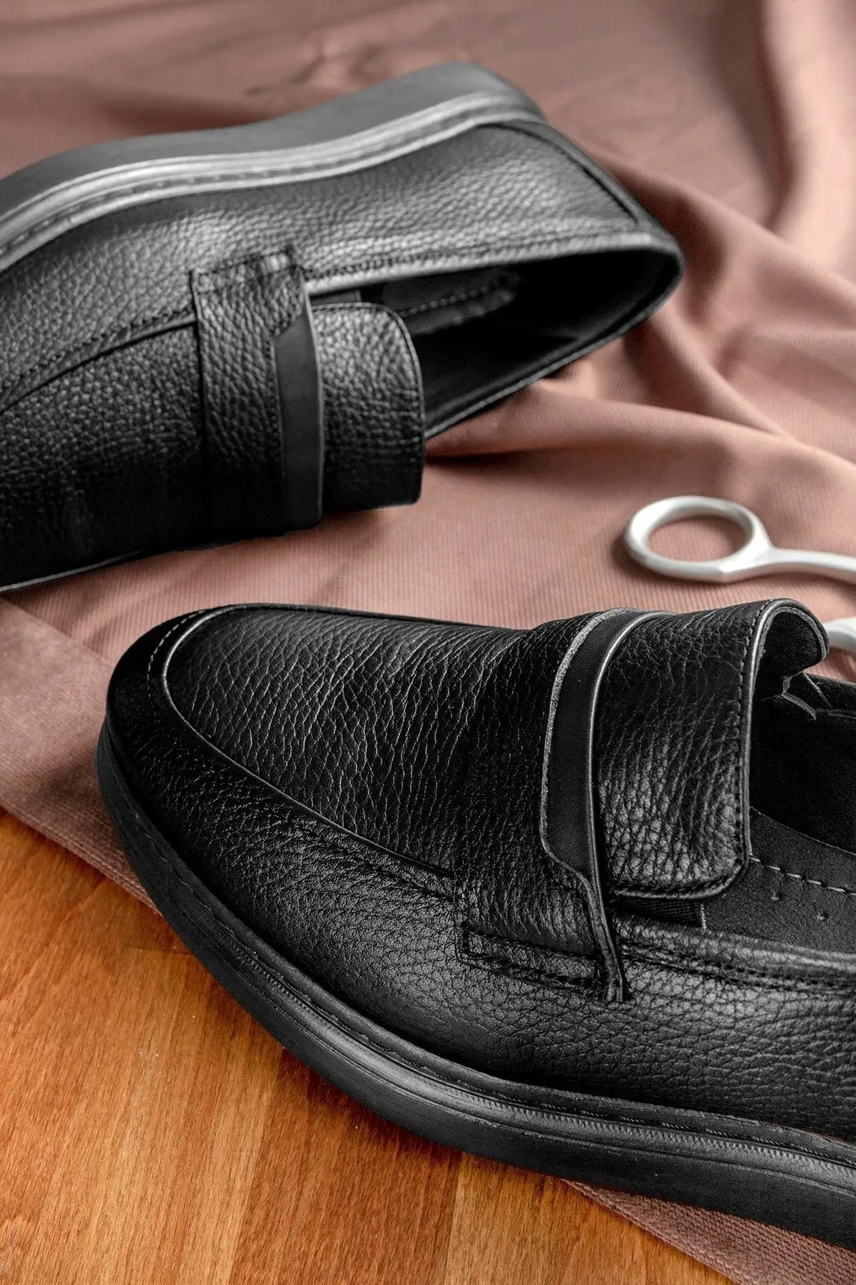 کفش روزمره مردانه فرنوی  کلاسیک   از چرم طبیعی،  کلاسیک لوفر - 4783 کفش روزمره مردانه فرنوی کلاسیک از چرم طبیعی، کلاسیک لوفر - 4783